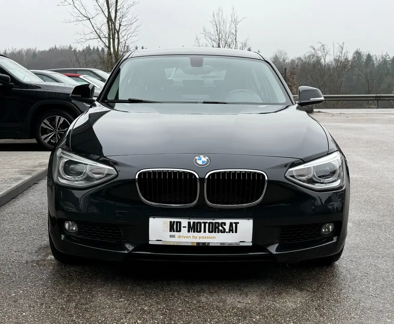 BMW 120 d xDrive *R-Kamera*PDC* Schwarz - 2