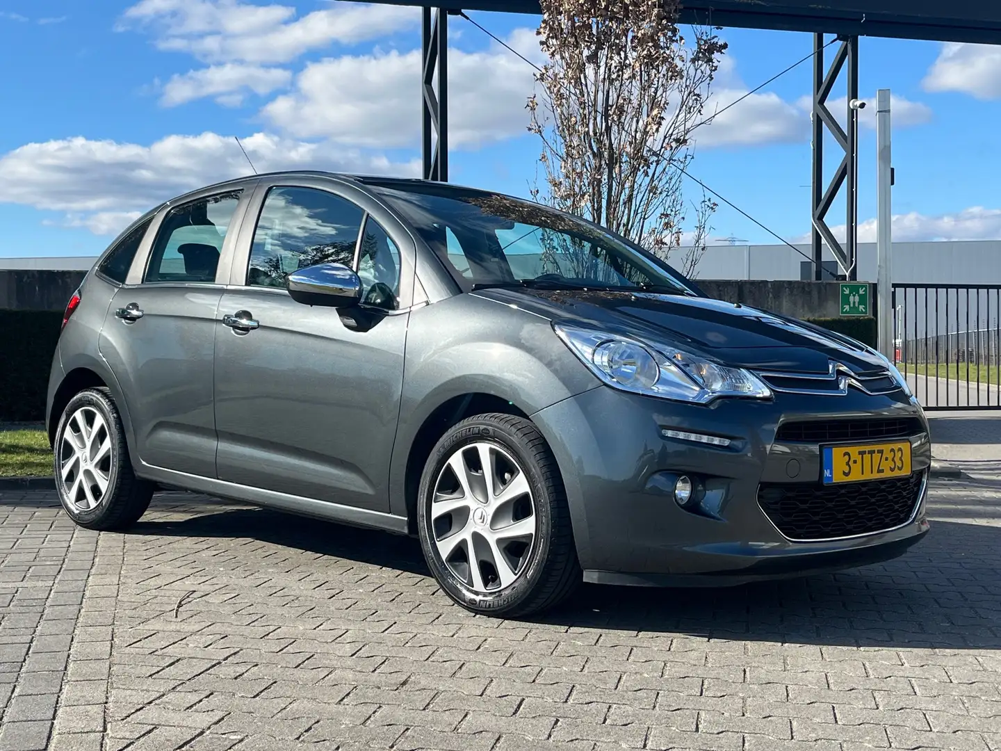 Citroen C3 1.2 VTi Collection Grijs - 1
