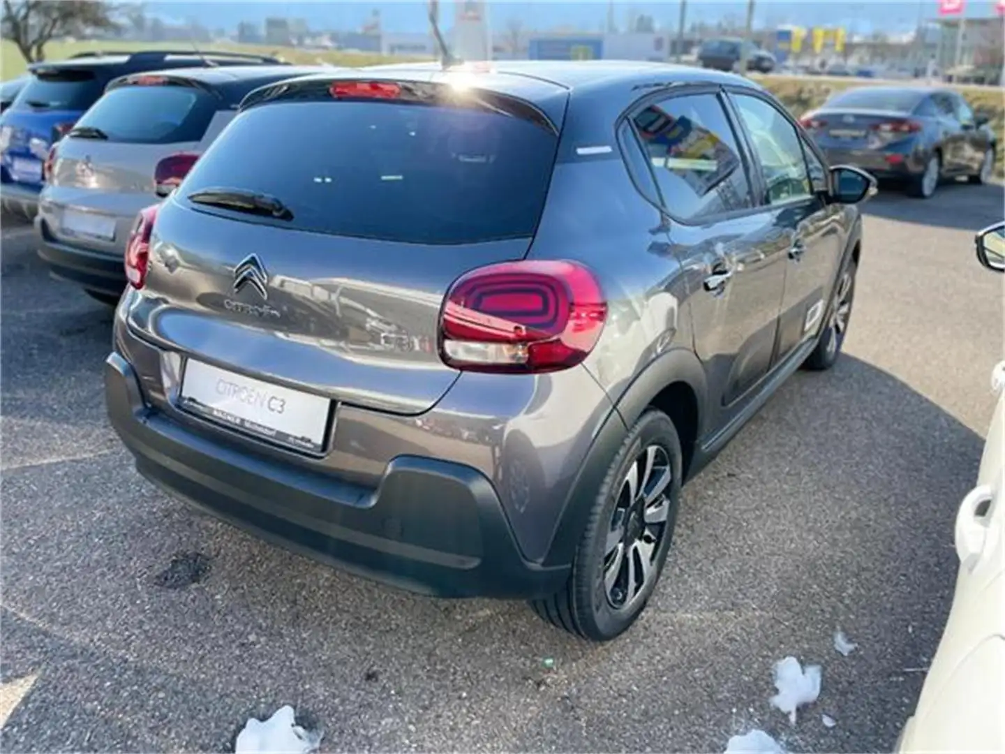 Citroen C3 PureTech 110 S&S 6-Gang-Manuell Shine Grau - 2
