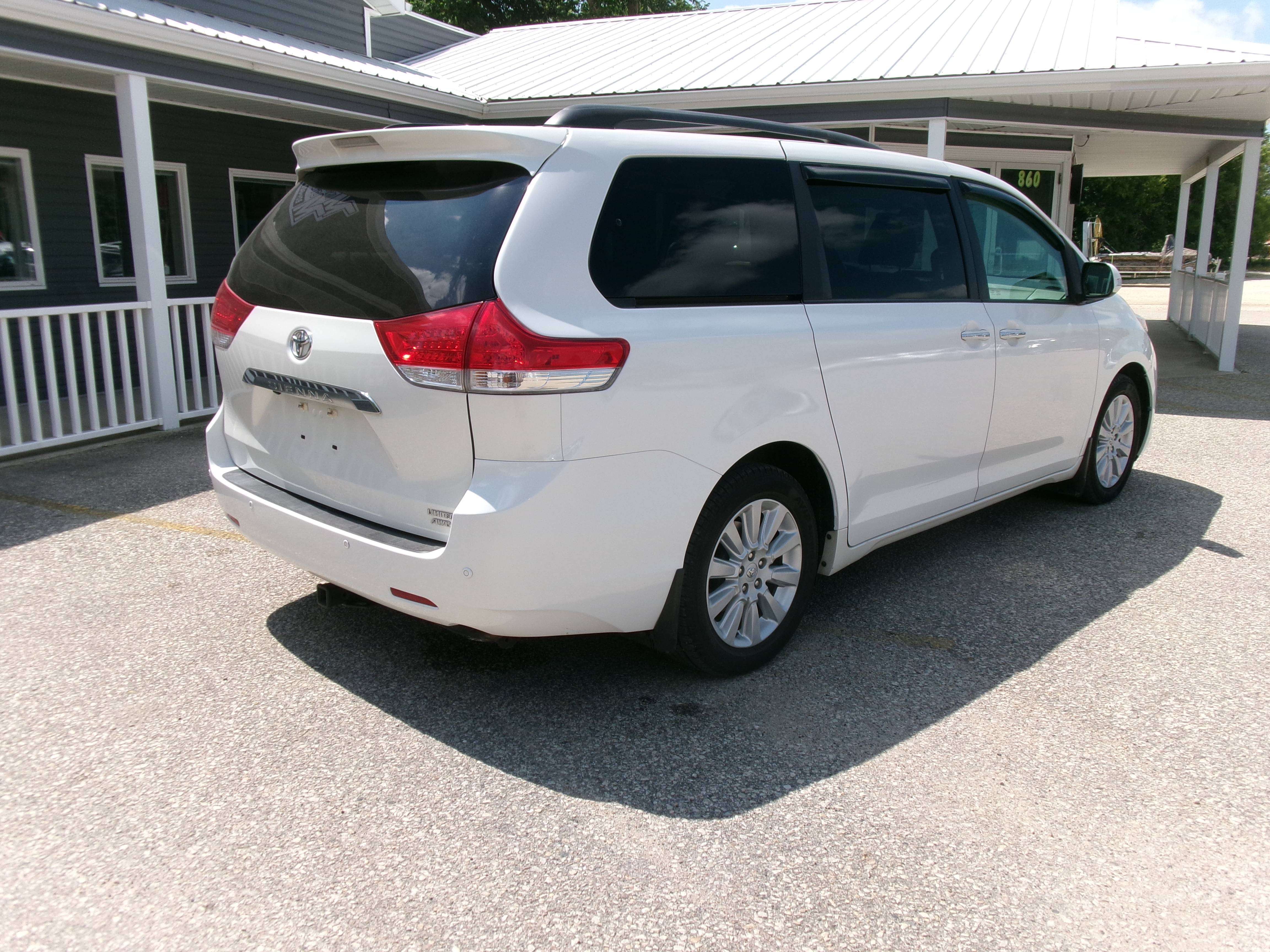 2014 Toyota Sienna