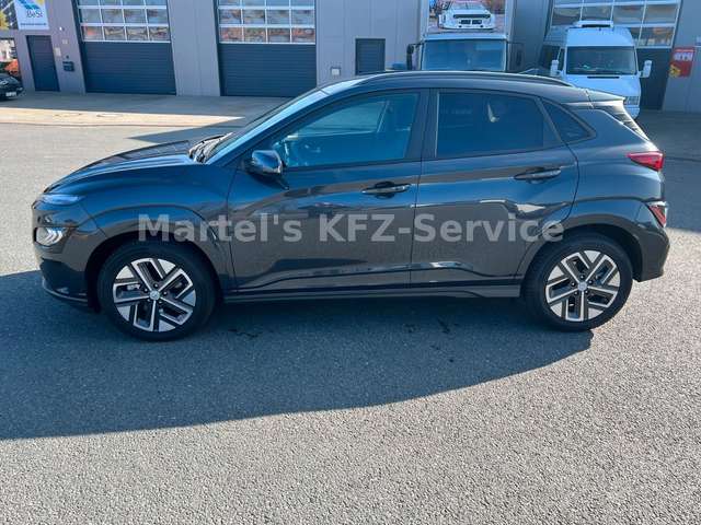 Hyundai KONA TREND/LED/HEAD-UP/SOUND/ACC/TWA/SHA/RFK