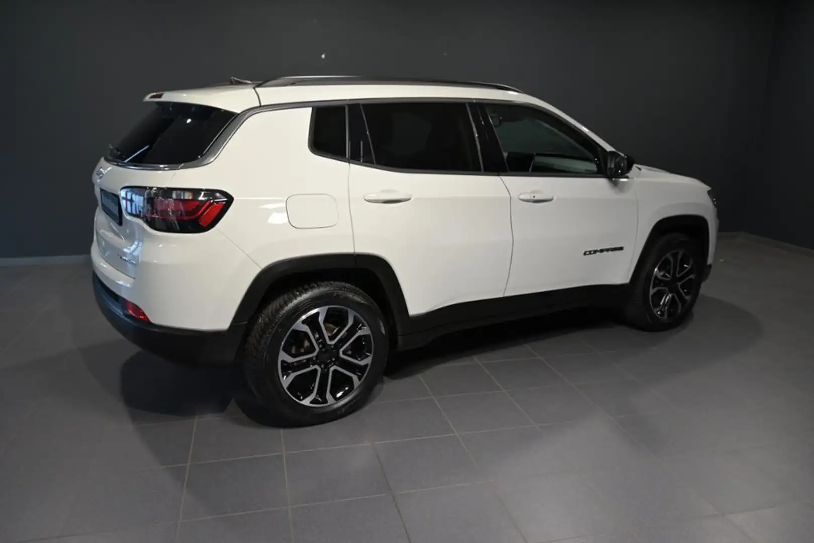 Jeep Compass 1.3 GSE T4 Limited NAVI/KAMERA/LED/SHZ - 2