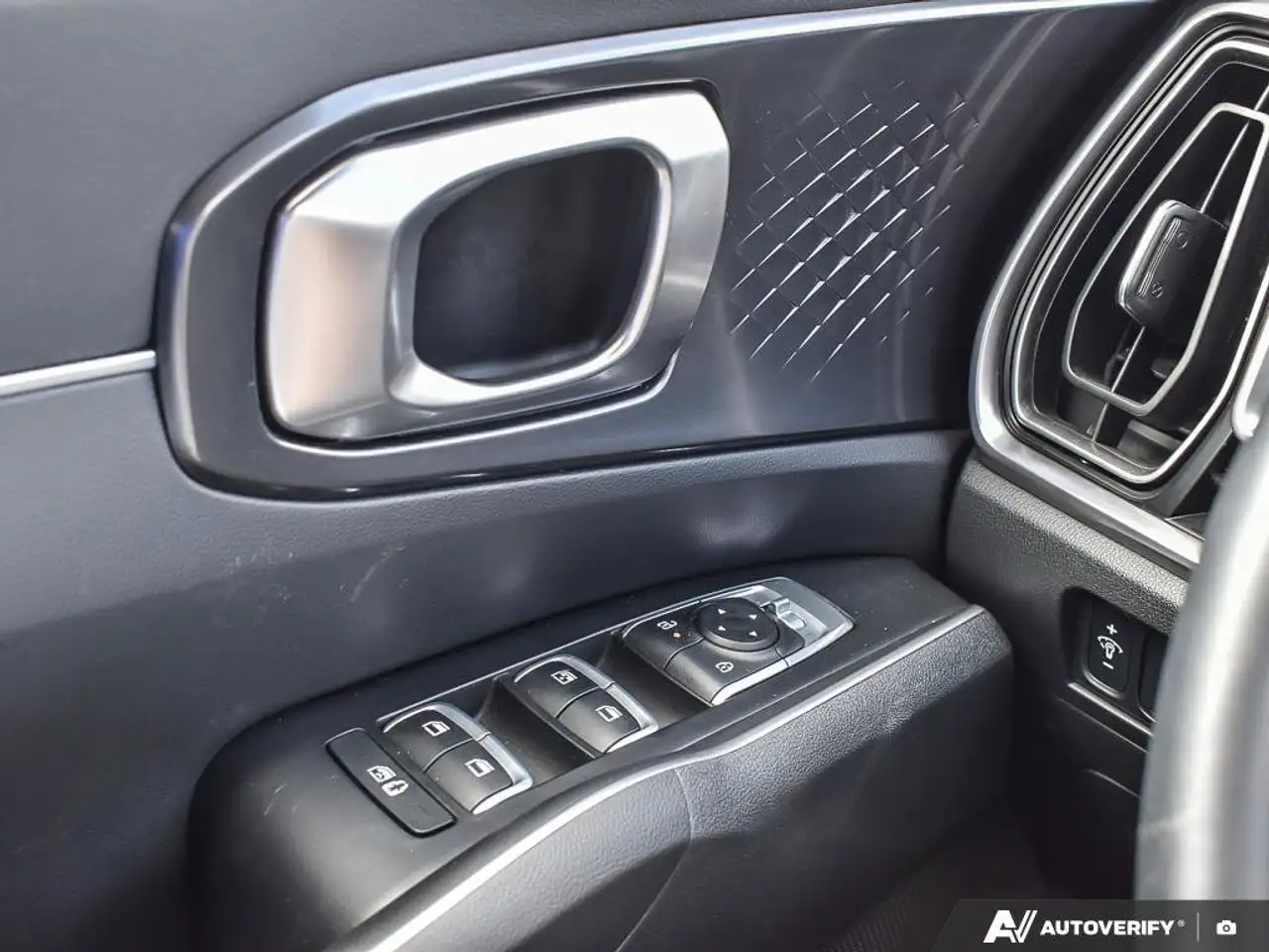 Kia Sorento снимка Kia Sorento