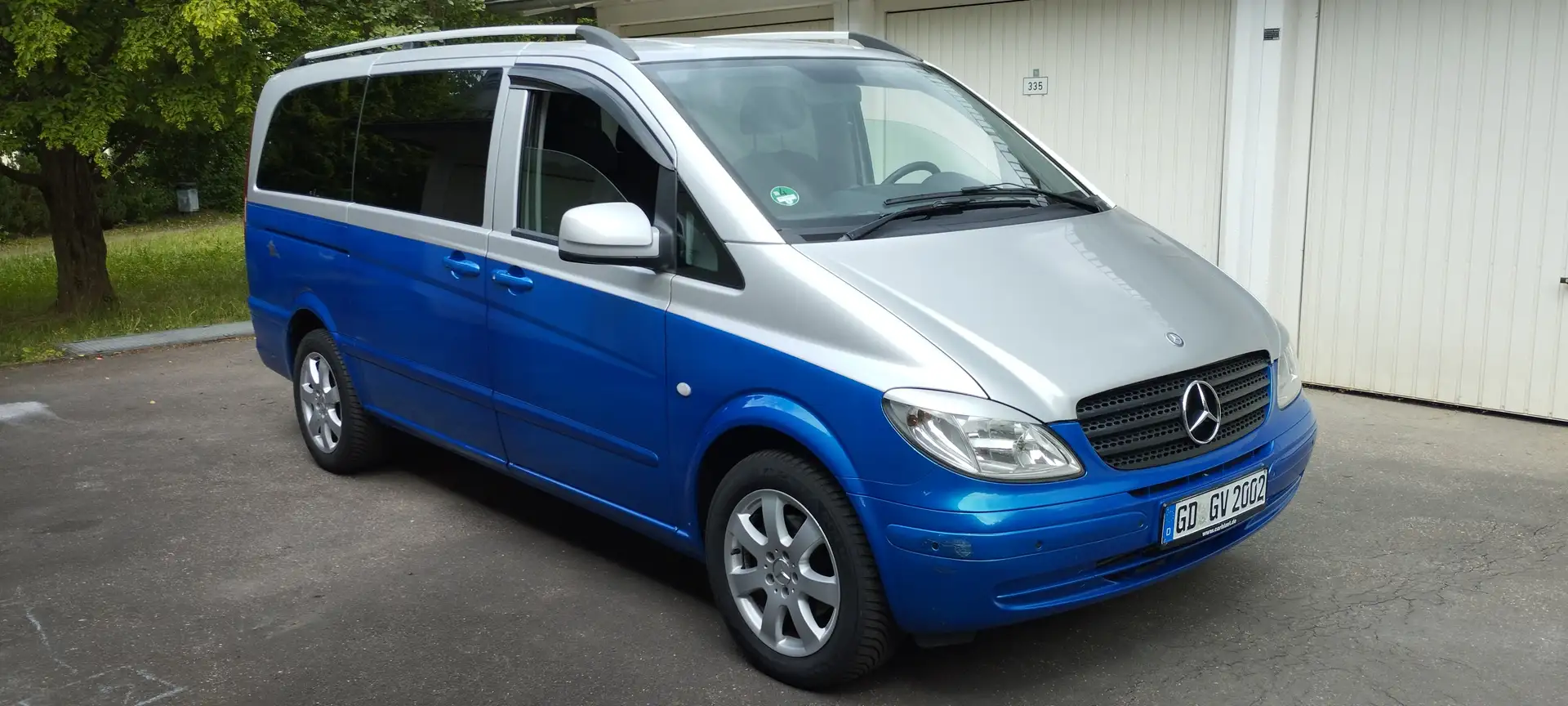Mercedes-Benz Vito 115 CDI Lang DPF Aut. 8Sitz TÜV bis 2026 Blau - 2