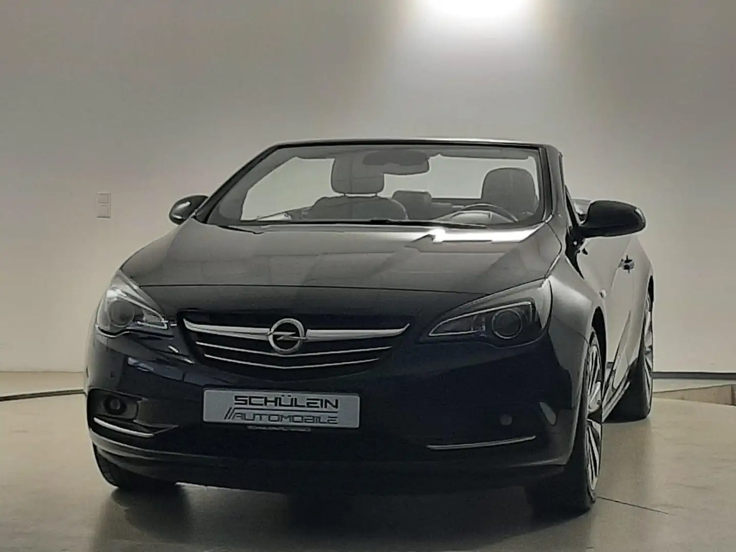 Opel Cascada Innovation*Klima*Xenon*Teilleder*PDC*AHK Noir - 1
