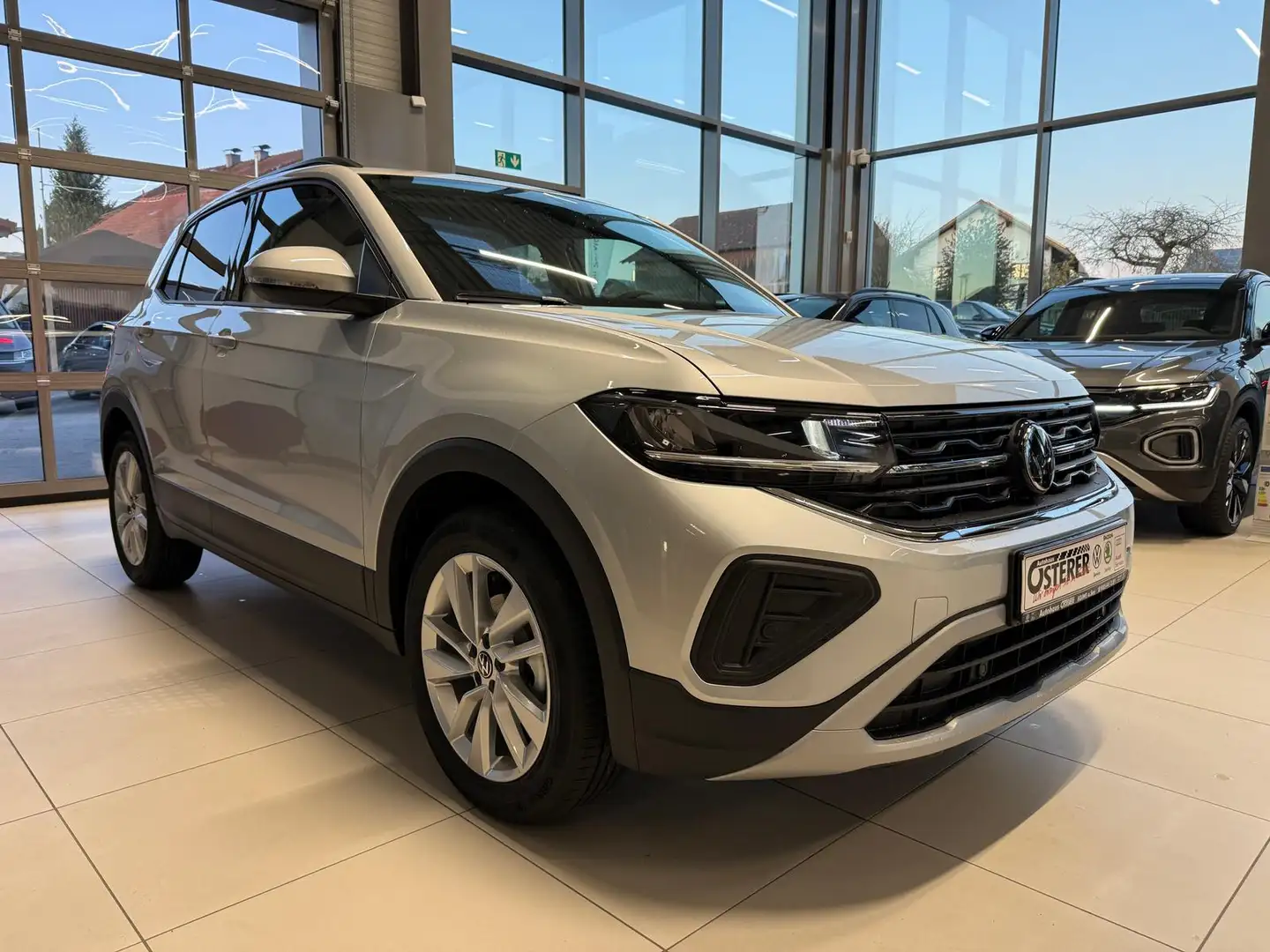 Volkswagen T-Cross 1.0 TSI DSG Friends 3 Jahre Garantie LED Scheinwer Silber - 2