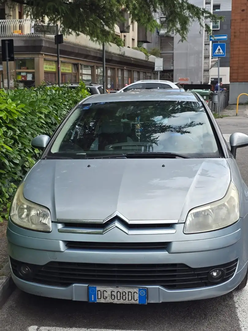 Citroen C4 2.0 16V Style - 2