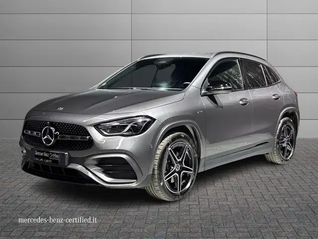 Mercedes-Benz GLA 250 e hybrid EQ AMG Line Advanced Plus