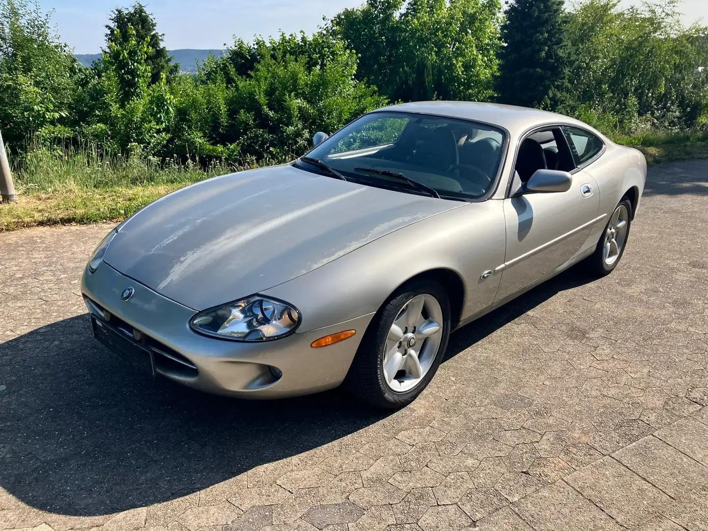 Jaguar XK8 XK8 Coupe - HU neu - Reifen neu - Klimaservice Silber - 1