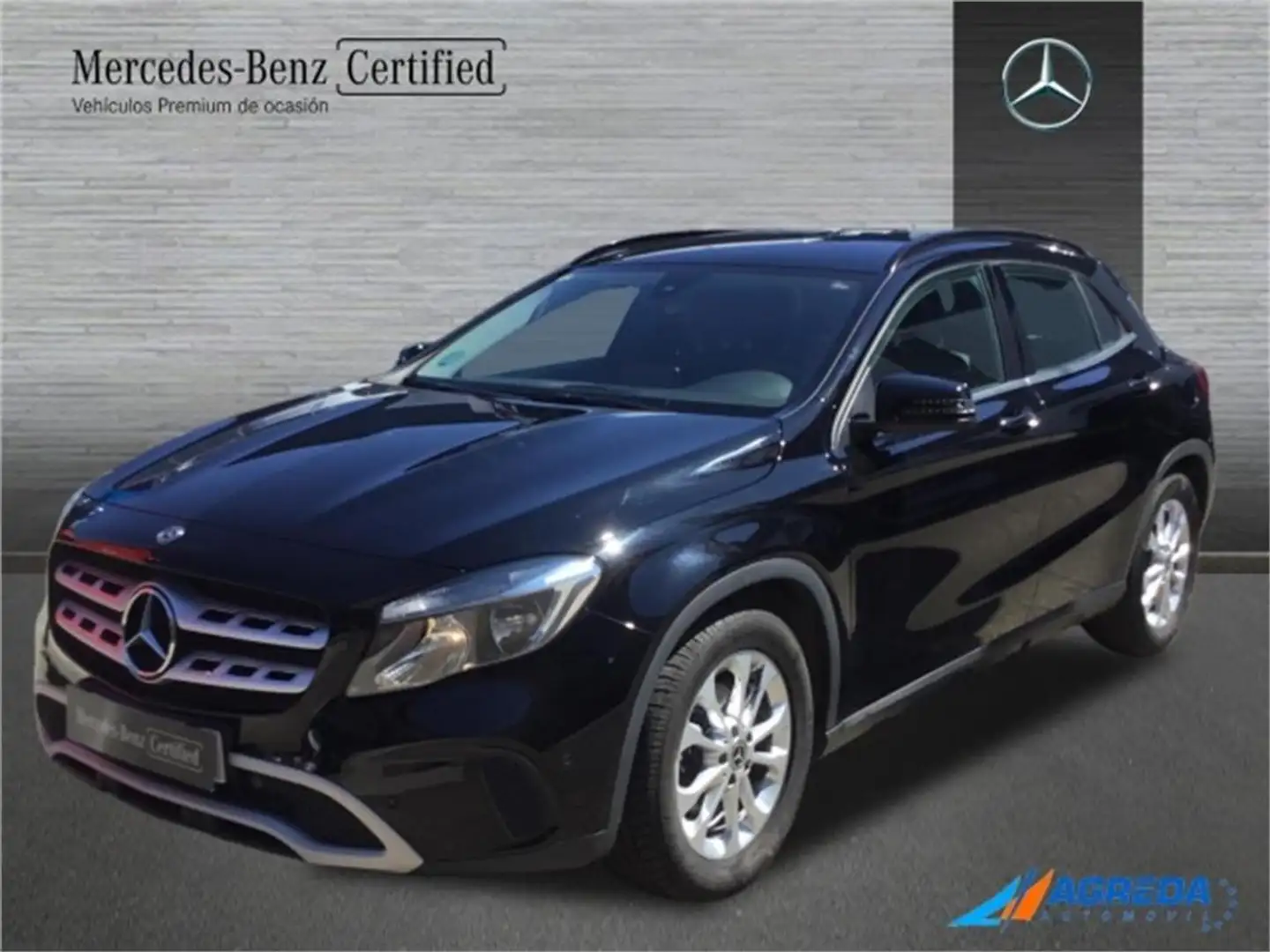 Mercedes-Benz GLA 180 - 1