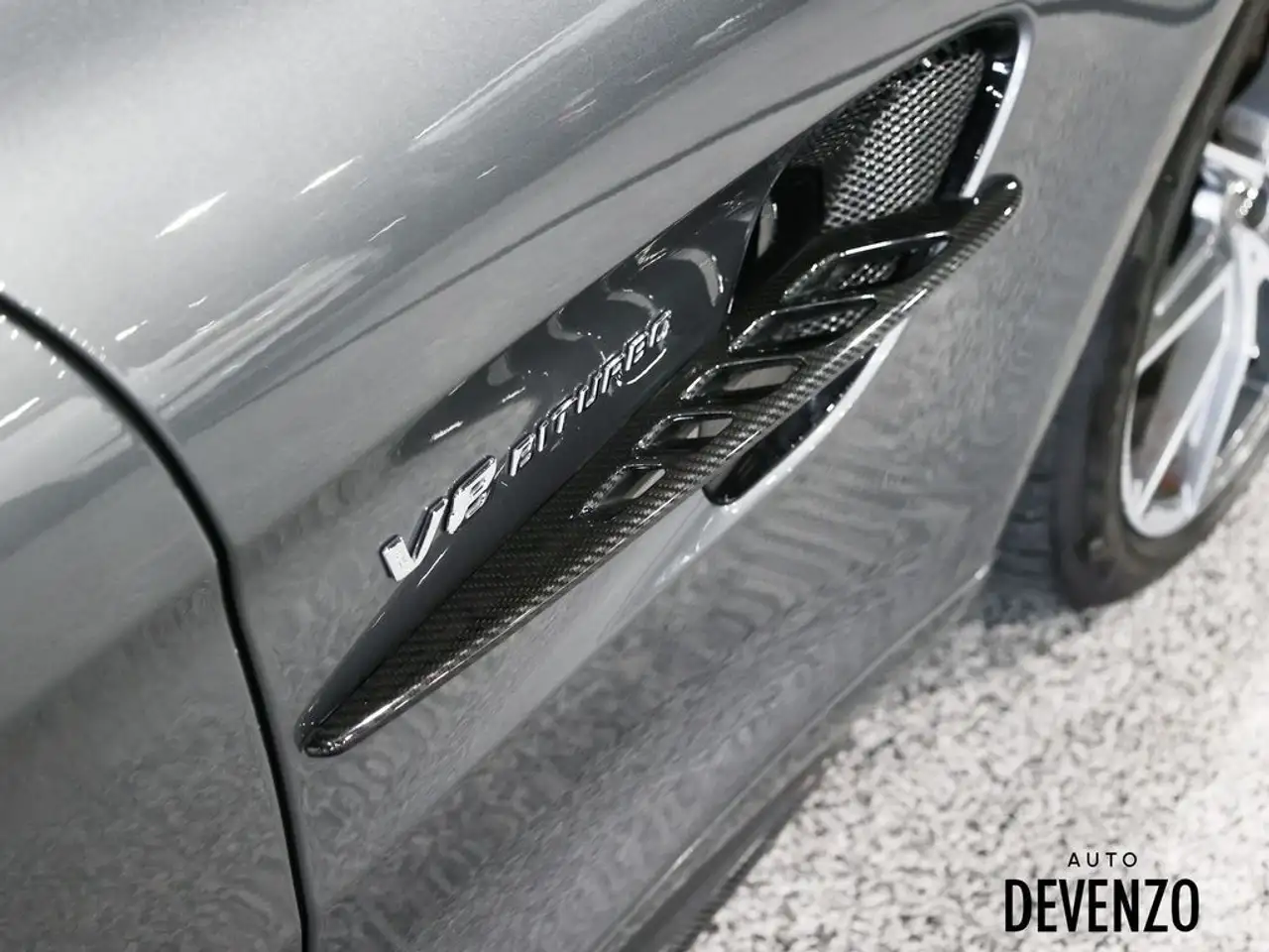 Mercedes-Benz AMG GT снимка Mercedes-Benz AMG GT