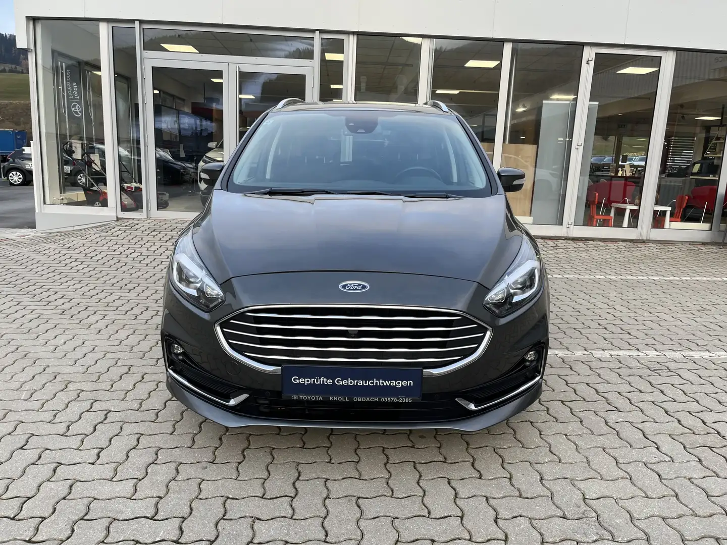 Ford Galaxy Titanium Grau - 2