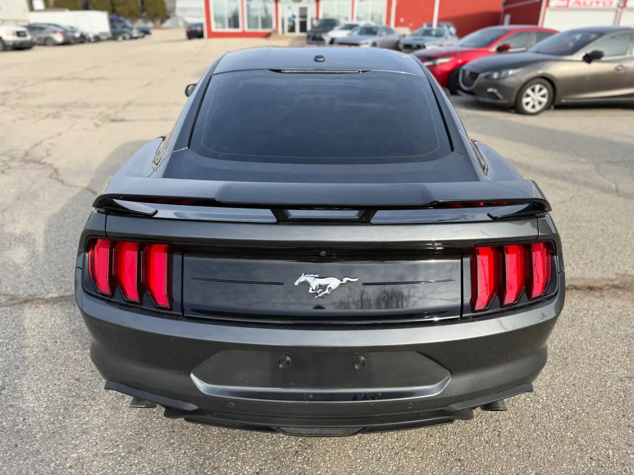 Ford Mustang снимка Ford Mustang