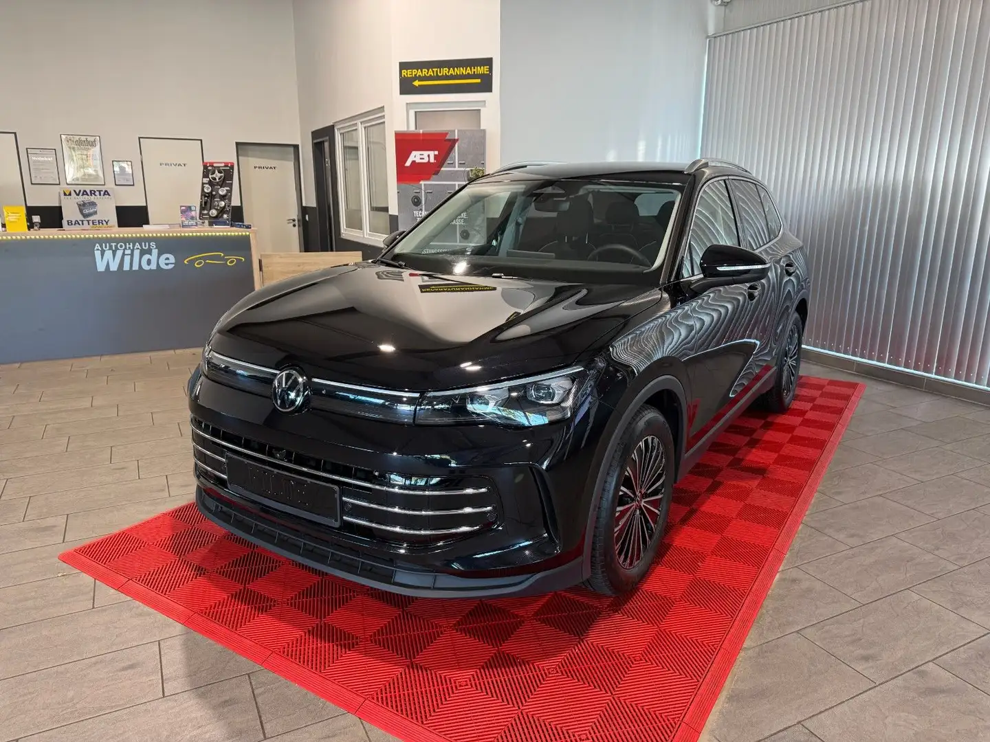 Volkswagen Tiguan 1.5 eTSI 110 kW Elegance AHK IQ ACC LED Nero - 1