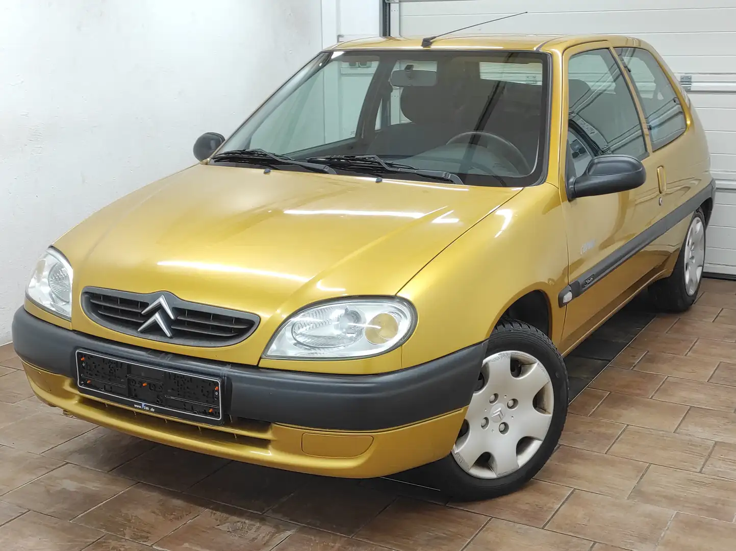 Citroen SAXO 1.1 CHRONO *TÜV 05-2026* 1-HAND 8-RÄDER AUX Gold - 2