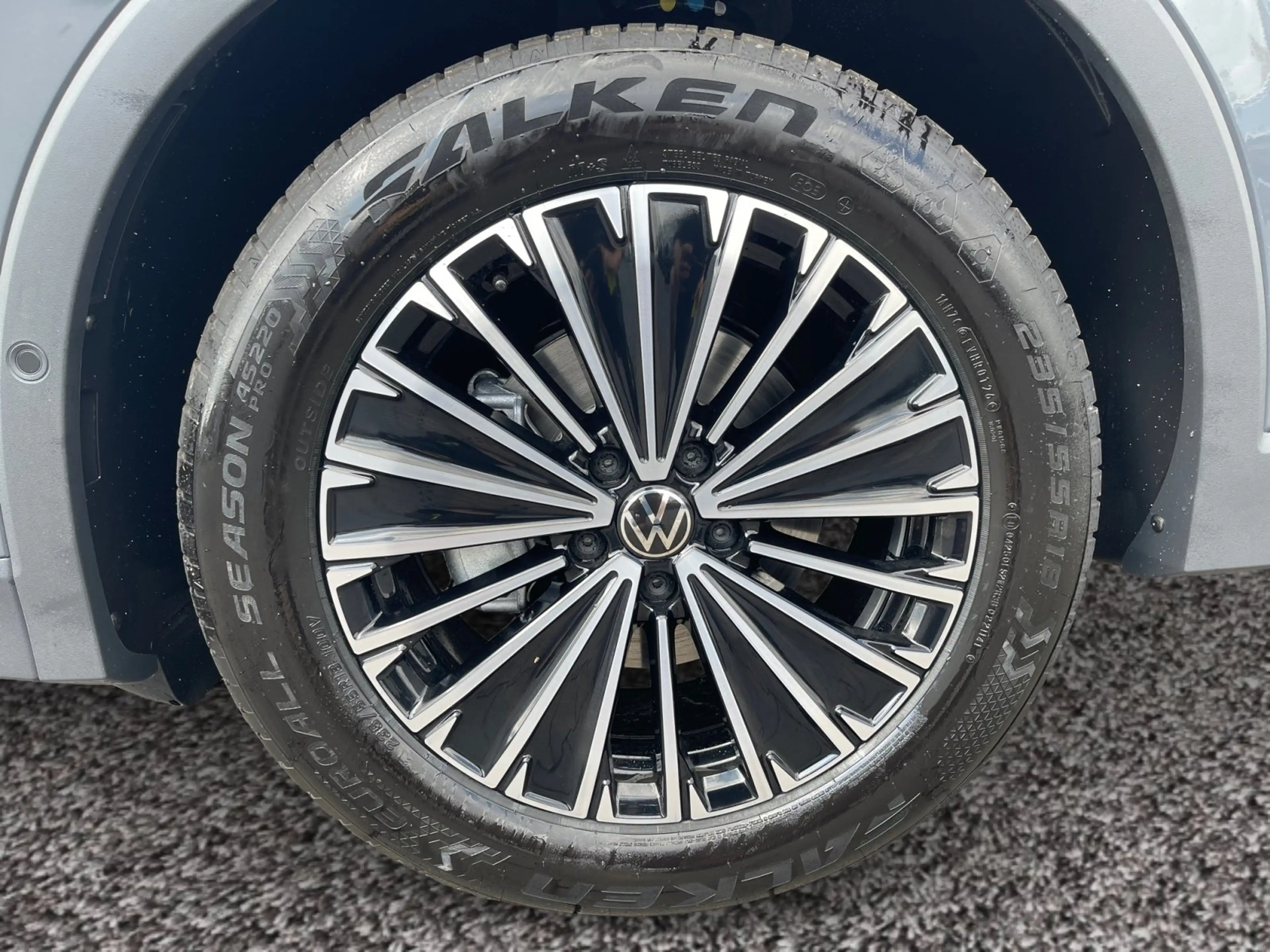 Volkswagen Tiguan Life eTSI DSG|AHK|LED-PLUS|18"|EASY-OPEN — photo 8