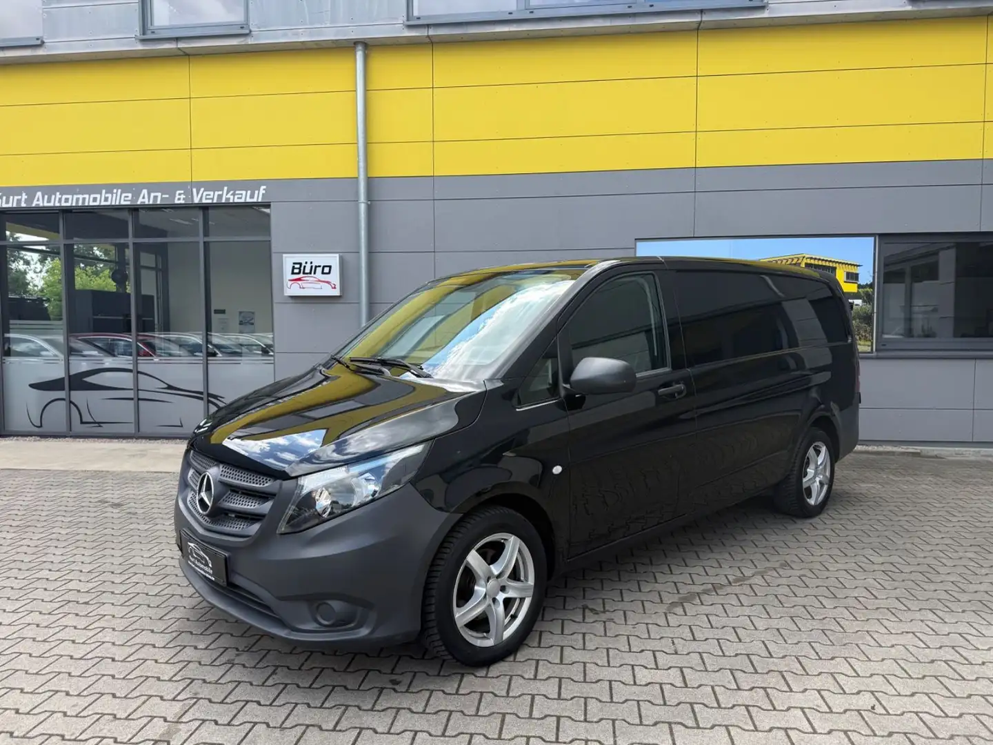 Mercedes-Benz Vito 116 RWD LANG KLIMA/NAVI/KAMERA*LEDER* Schwarz - 1