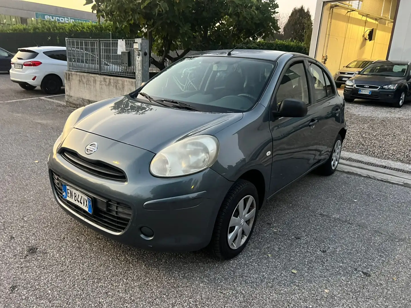 Nissan Micra Micra 1.2 12V 5 porte Acenta Gris - 2