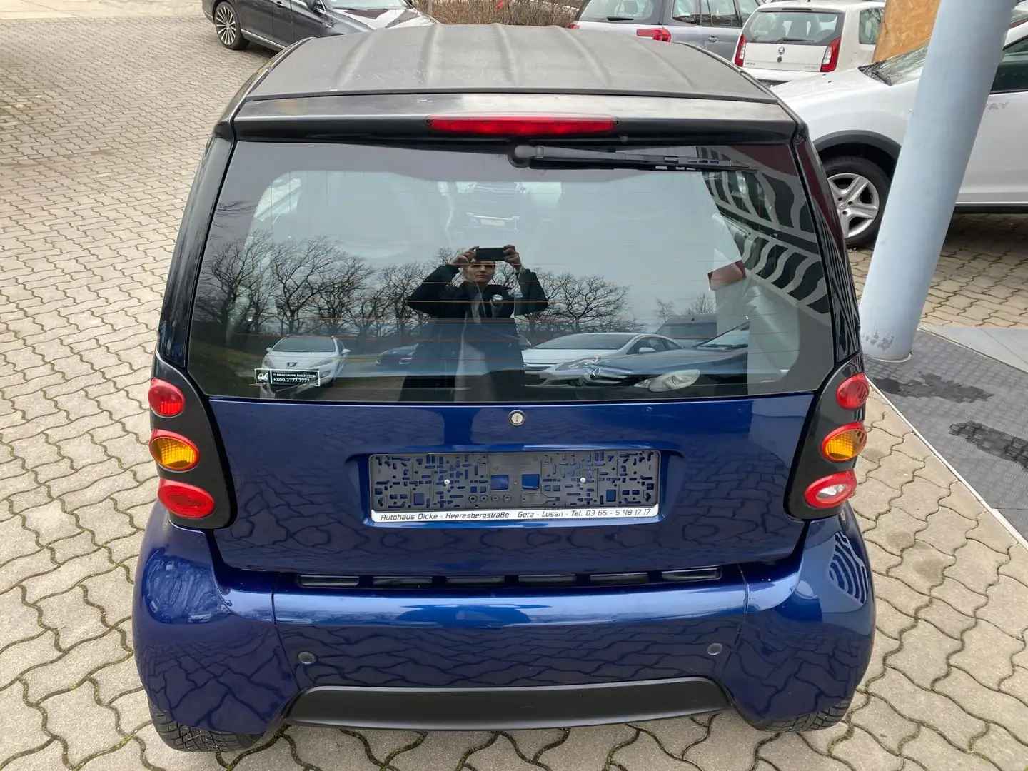 smart forTwo smart & pure 33kW Automatik Kék - 2