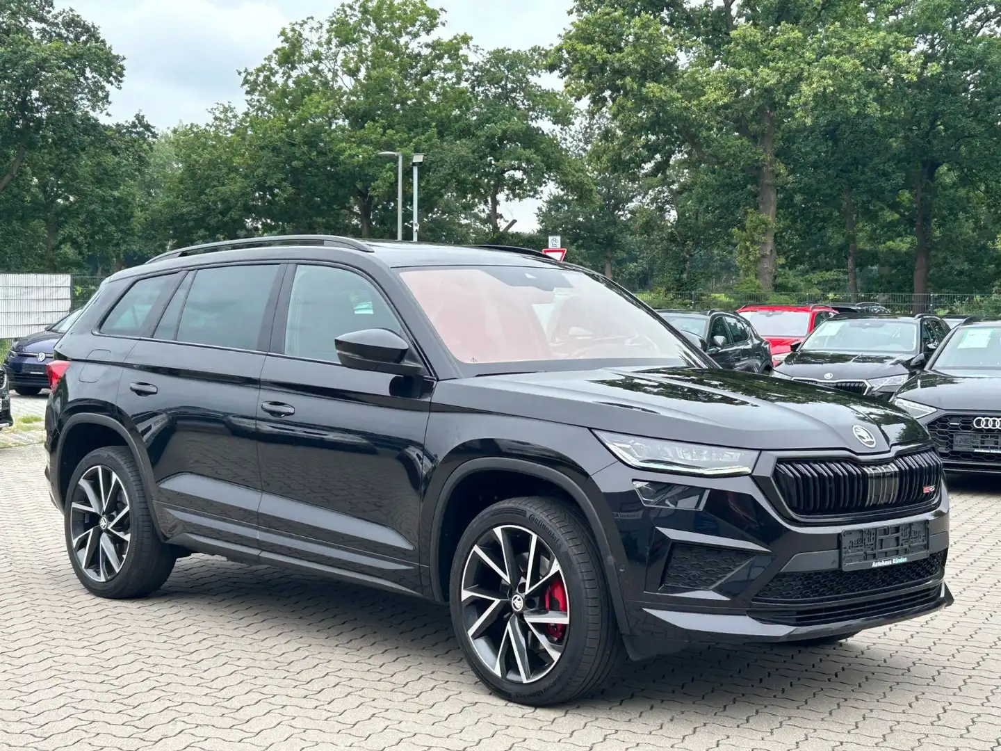 Skoda Kodiaq RS 4x4 °Pano°StdHz°AHK°360°Leder° Negro - 2