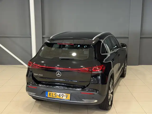 Mercedes-Benz Eqa view 28