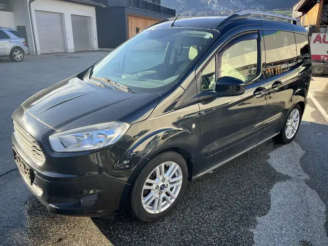 Ford Tourneo Courier 1,0 EcoBoost Ambiente