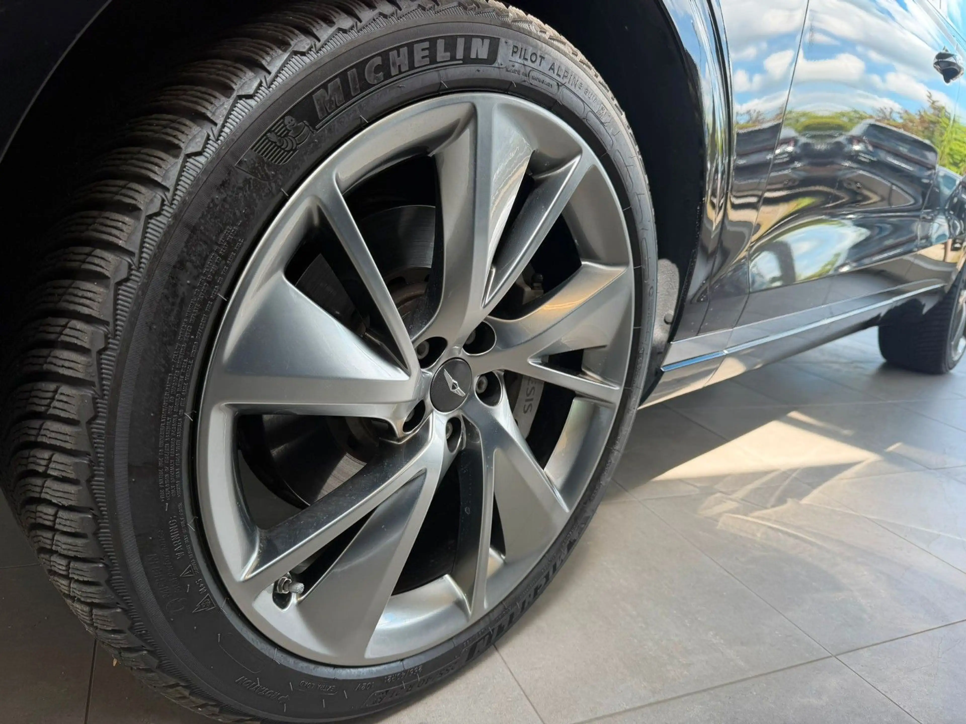 Genesis GV70 2.2 D 8AT AWD Luxury Pano Tech Lexicon Comf — photo 15