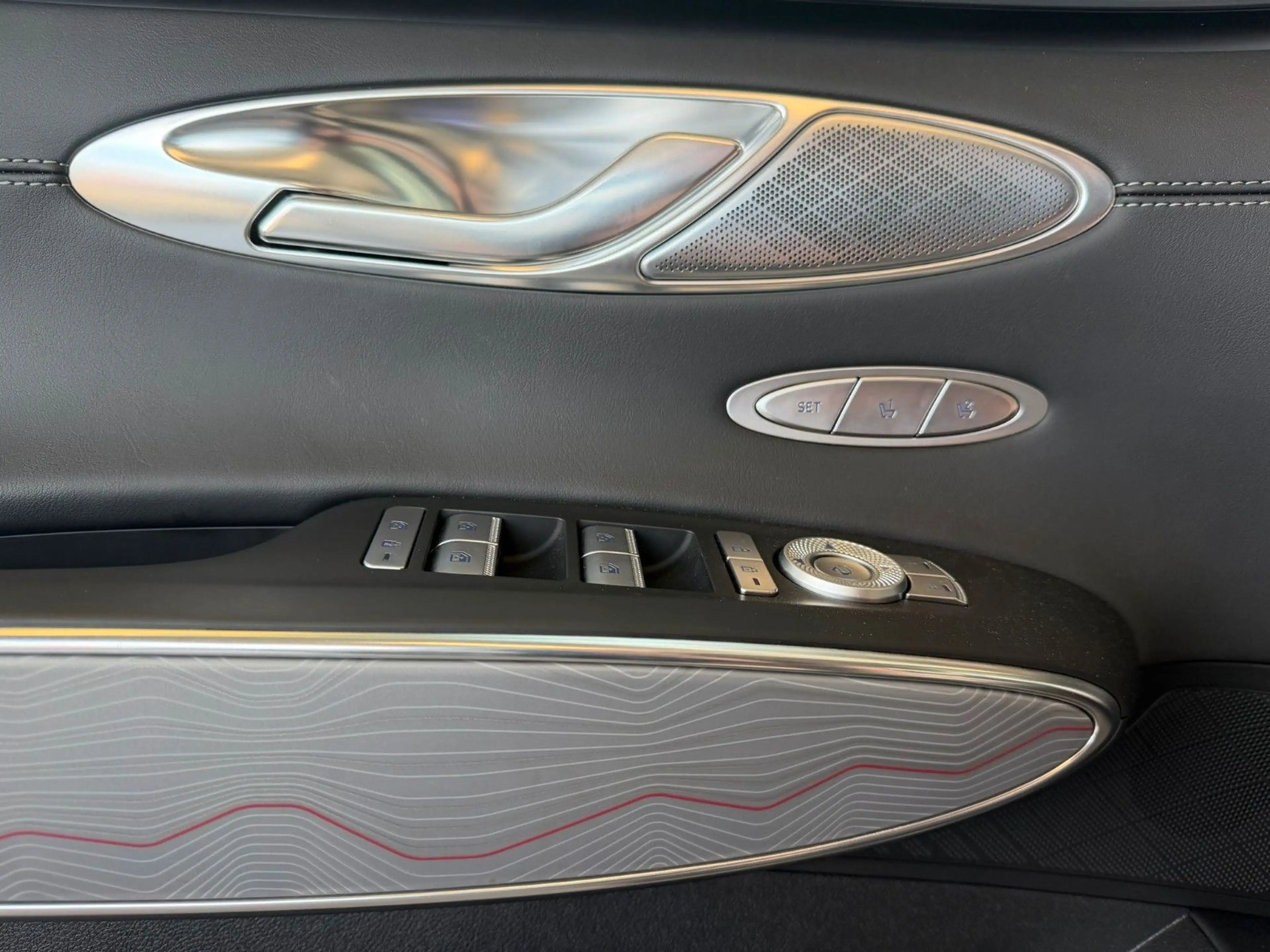 Genesis GV70 2.2 D 8AT AWD Luxury Pano Tech Lexicon Comf — photo 12
