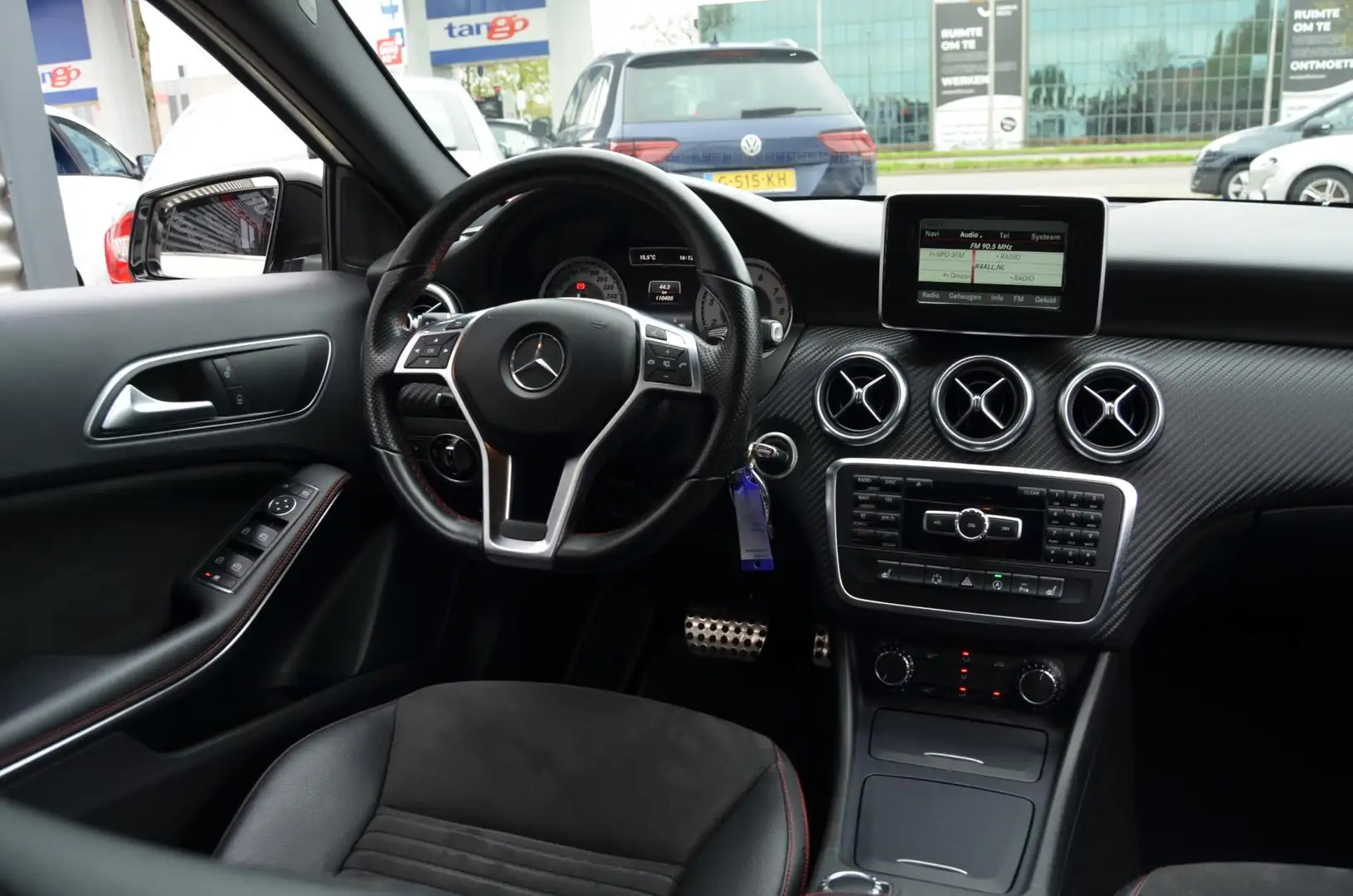 Mercedes-Benz A 180 AMG SPORTLINE automaat|LEDER/ALCANTARA SPORTSTOELE Weiß - 2