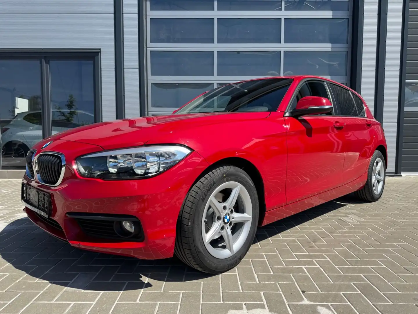 BMW 116 i NAVI BUSINESS PDC LM RÄDER MFL Piros - 2