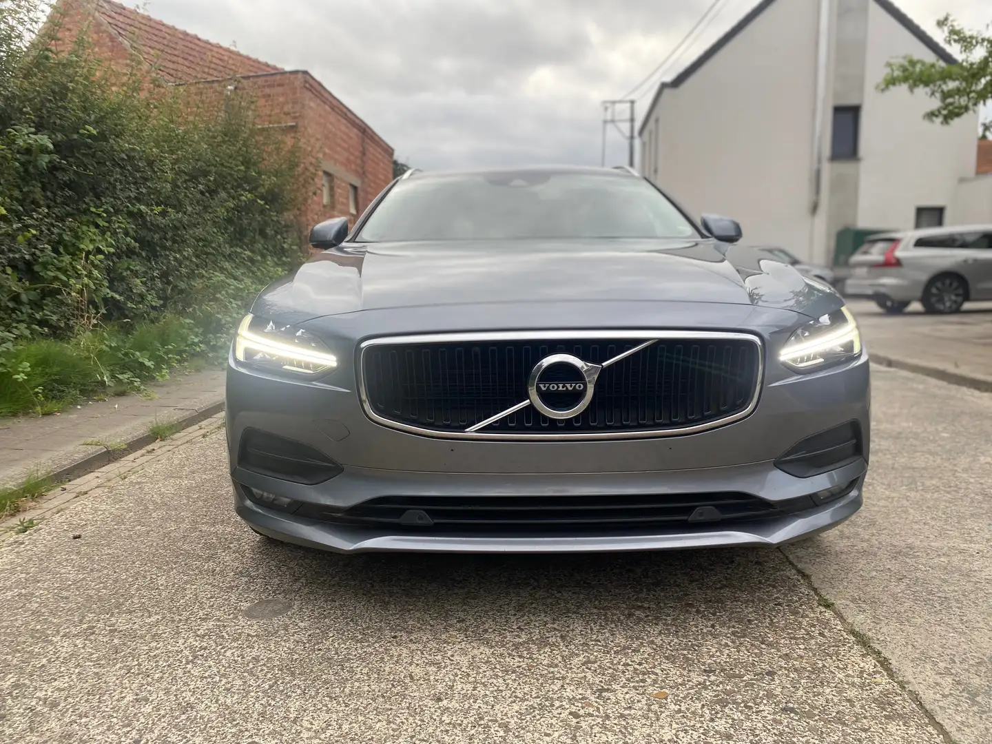 Volvo V90 V90 D4 AWD Geartronic R Design Blauw - 1