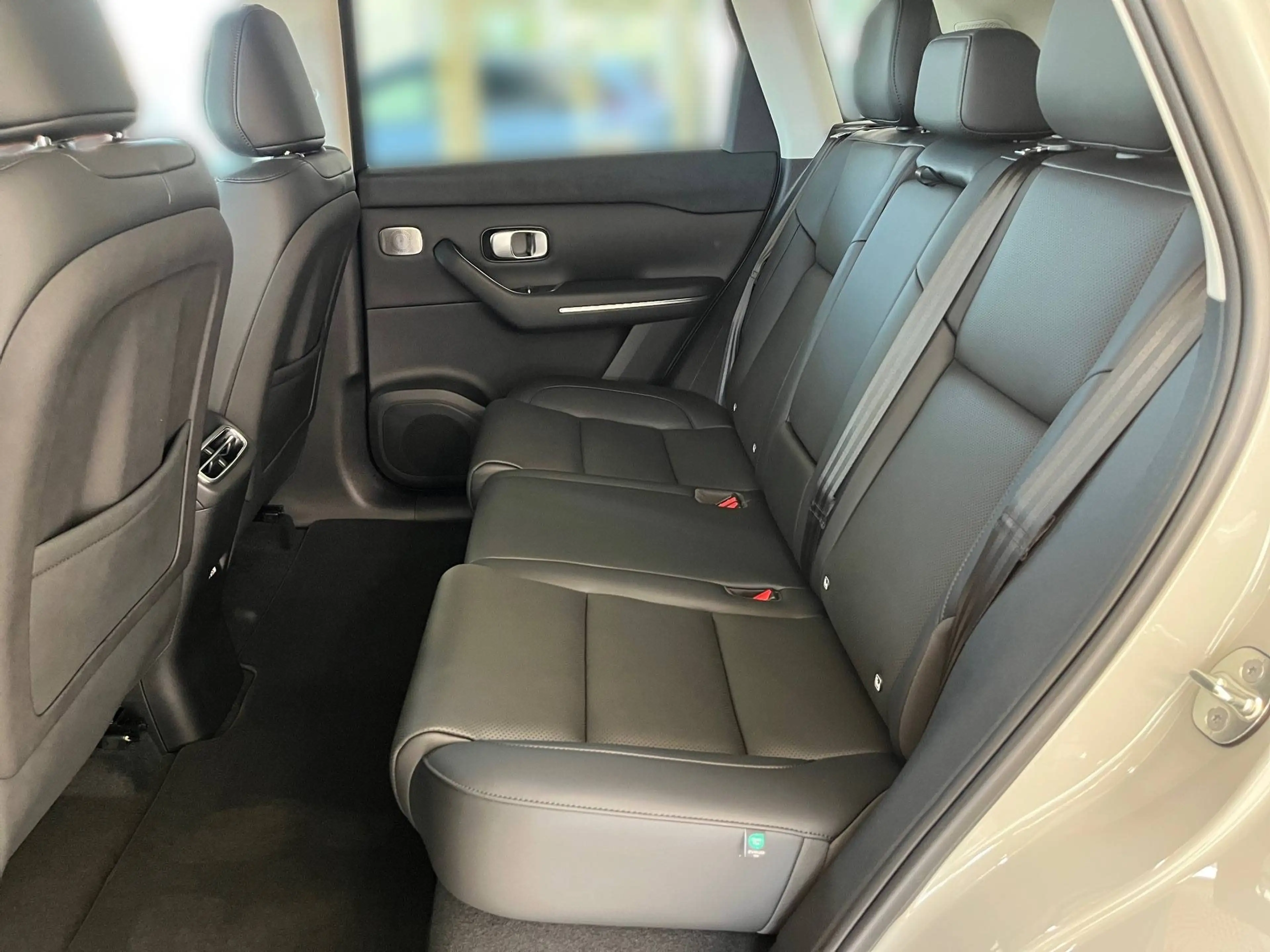 Leapmotor C10 Design - REEV - Range Extender - 950km Reichweite — photo 13