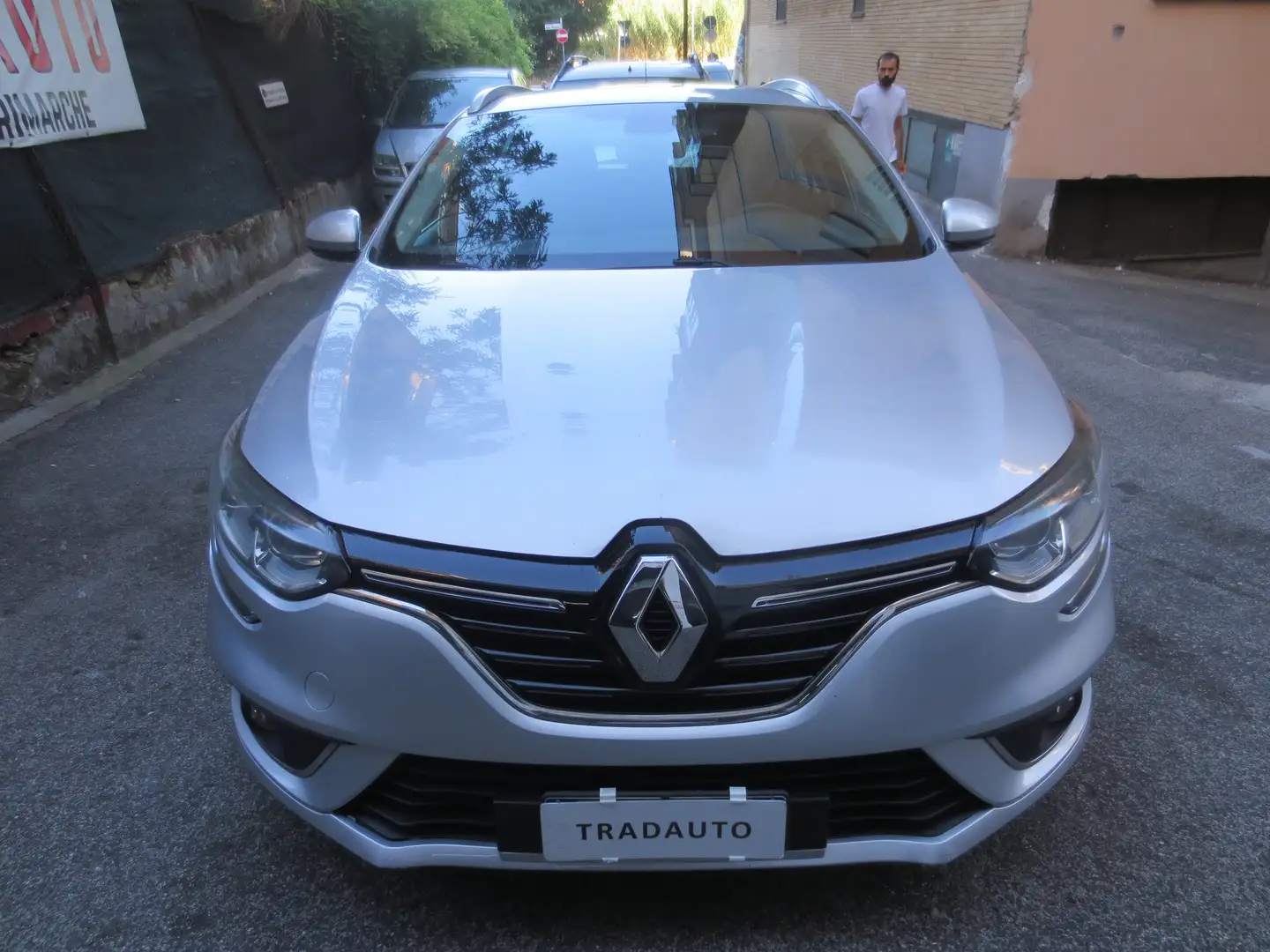 Renault Megane Megane IV 1.5 dci energy Eco 2  Euro 6 PERMUTA Argento - 2