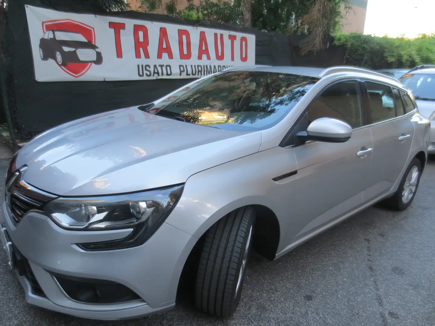 Renault Megane Megane IV 1.5 dci energy Eco 2  Euro 6 PERMUTA Argento - 1