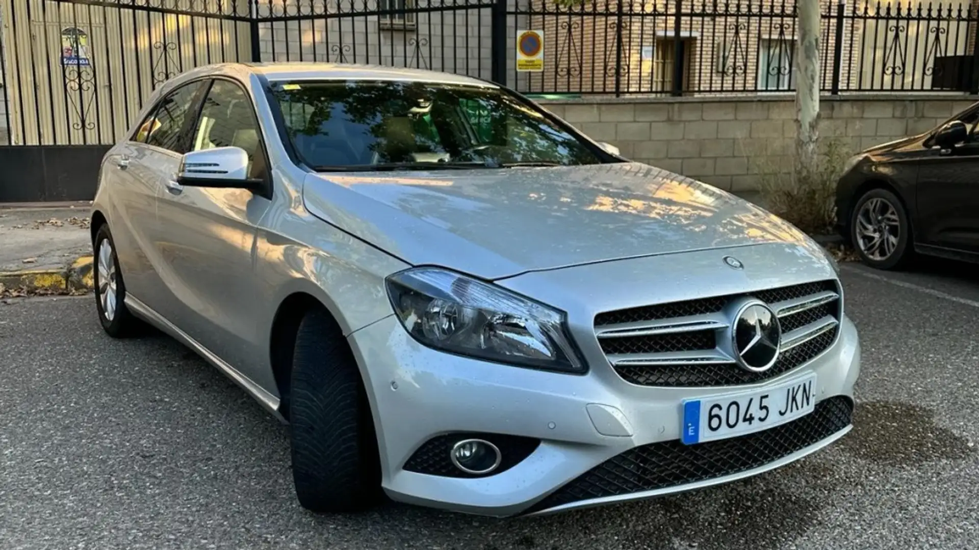 Mercedes-Benz A 180 180CDI BE Style Gris - 2