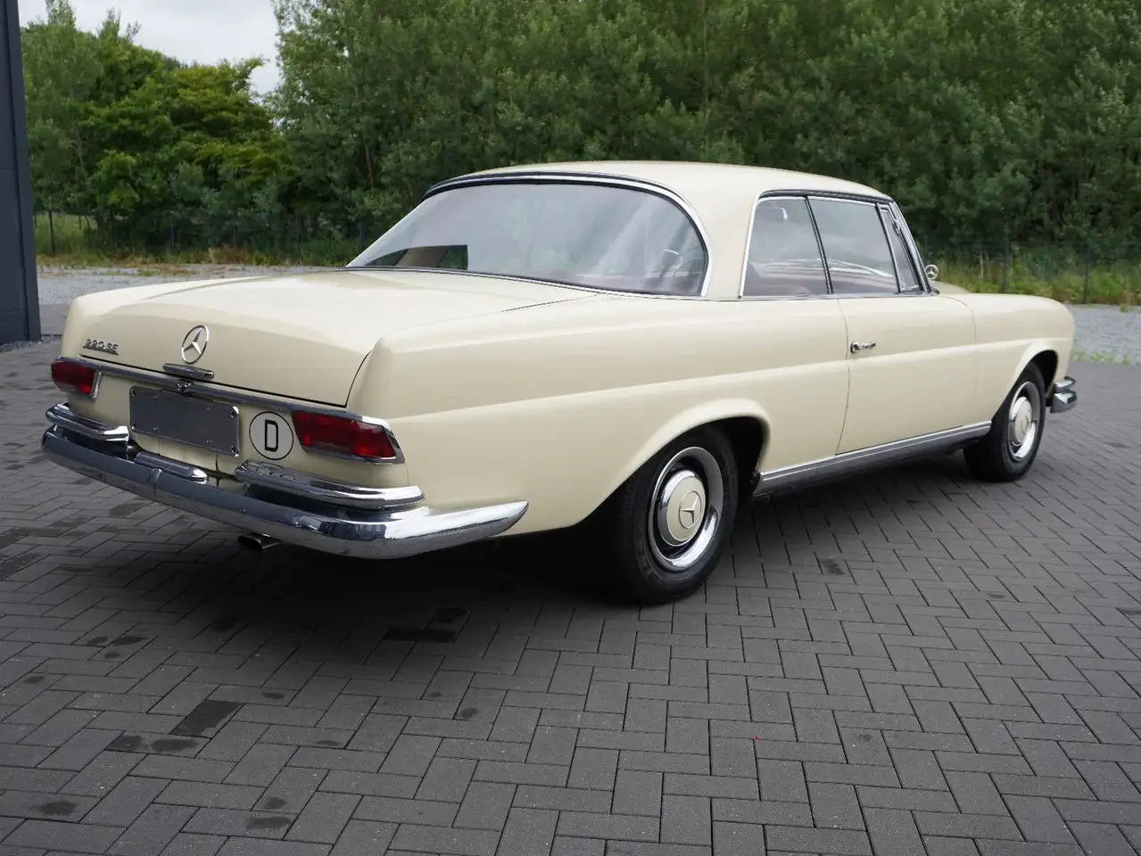 Mercedes-Benz 220 SEC W 111, foto 3