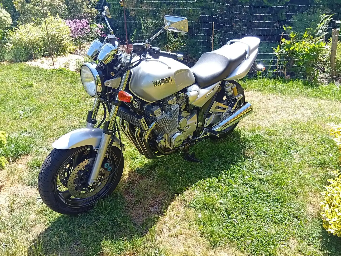 Yamaha XJR 1300 Gris - 2
