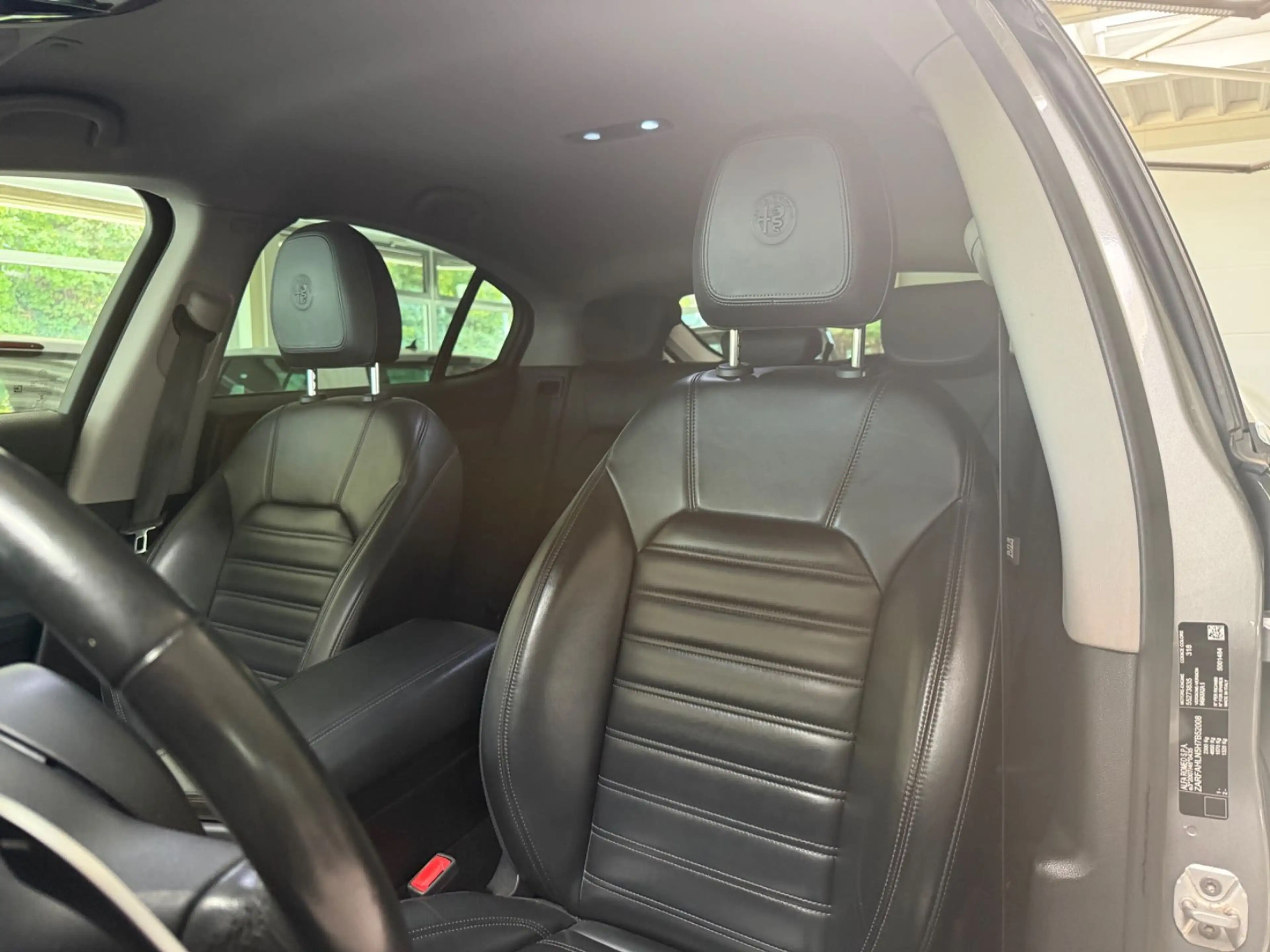 Alfa Romeo Stelvio First Edition Q4 — photo 10