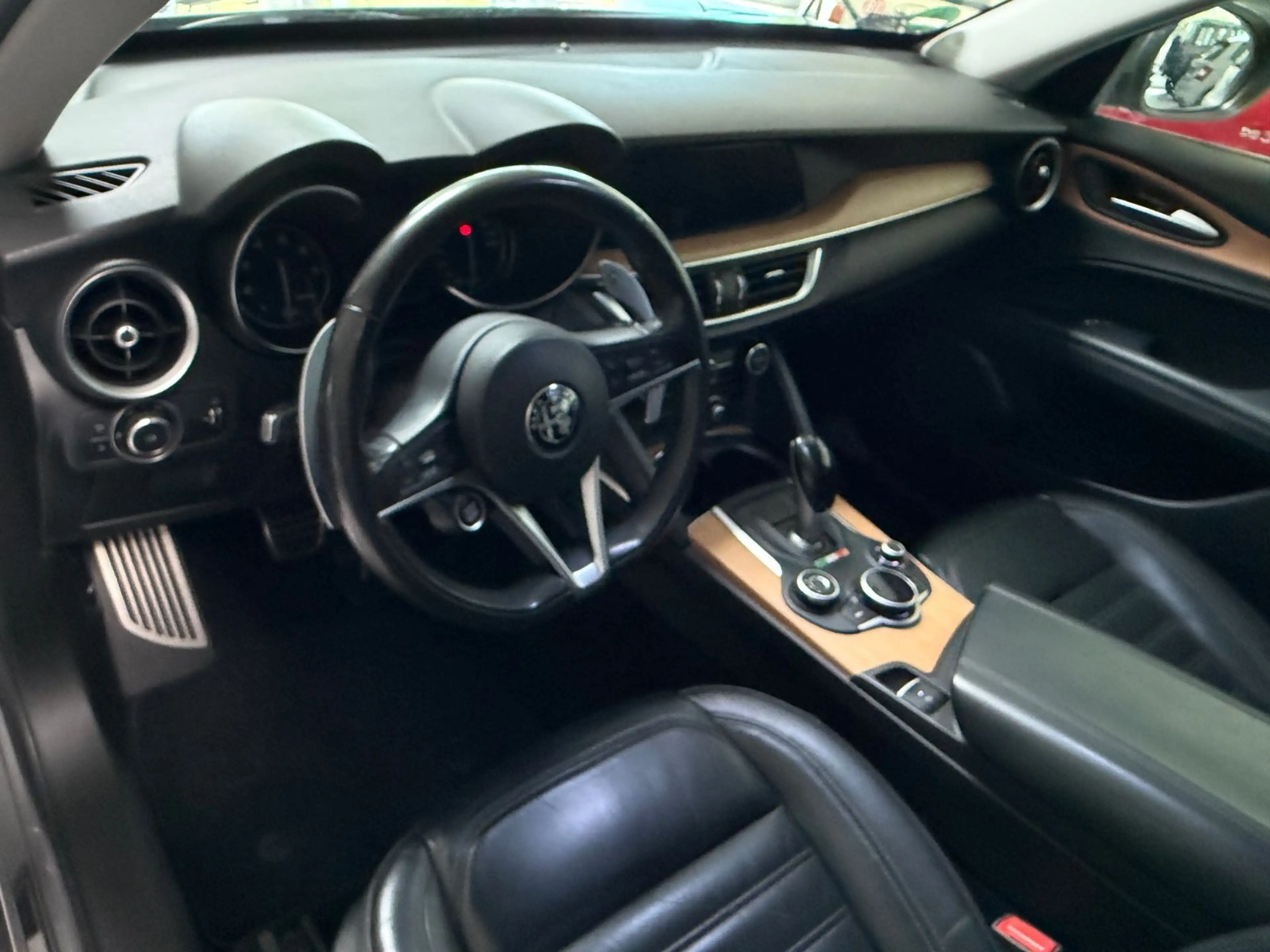 Alfa Romeo Stelvio First Edition Q4 — photo 12