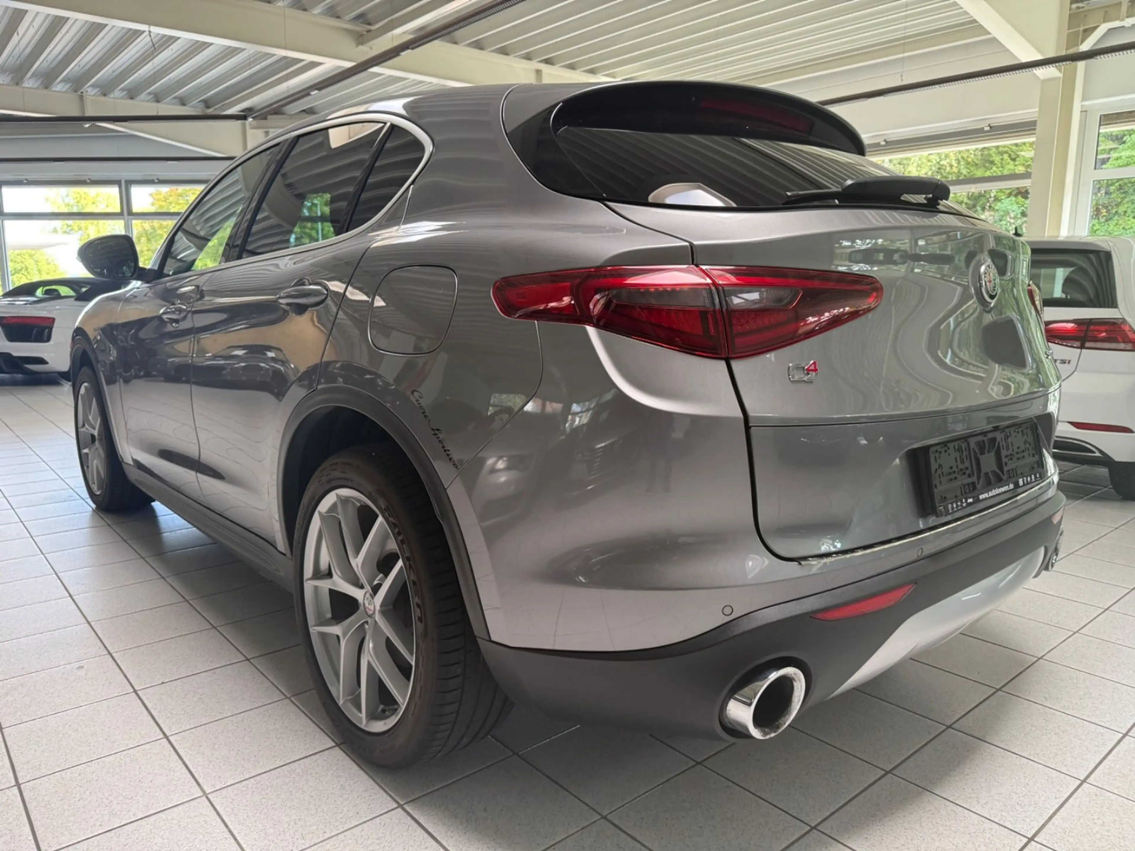 Alfa Romeo Stelvio First Edition Q4 — photo 3