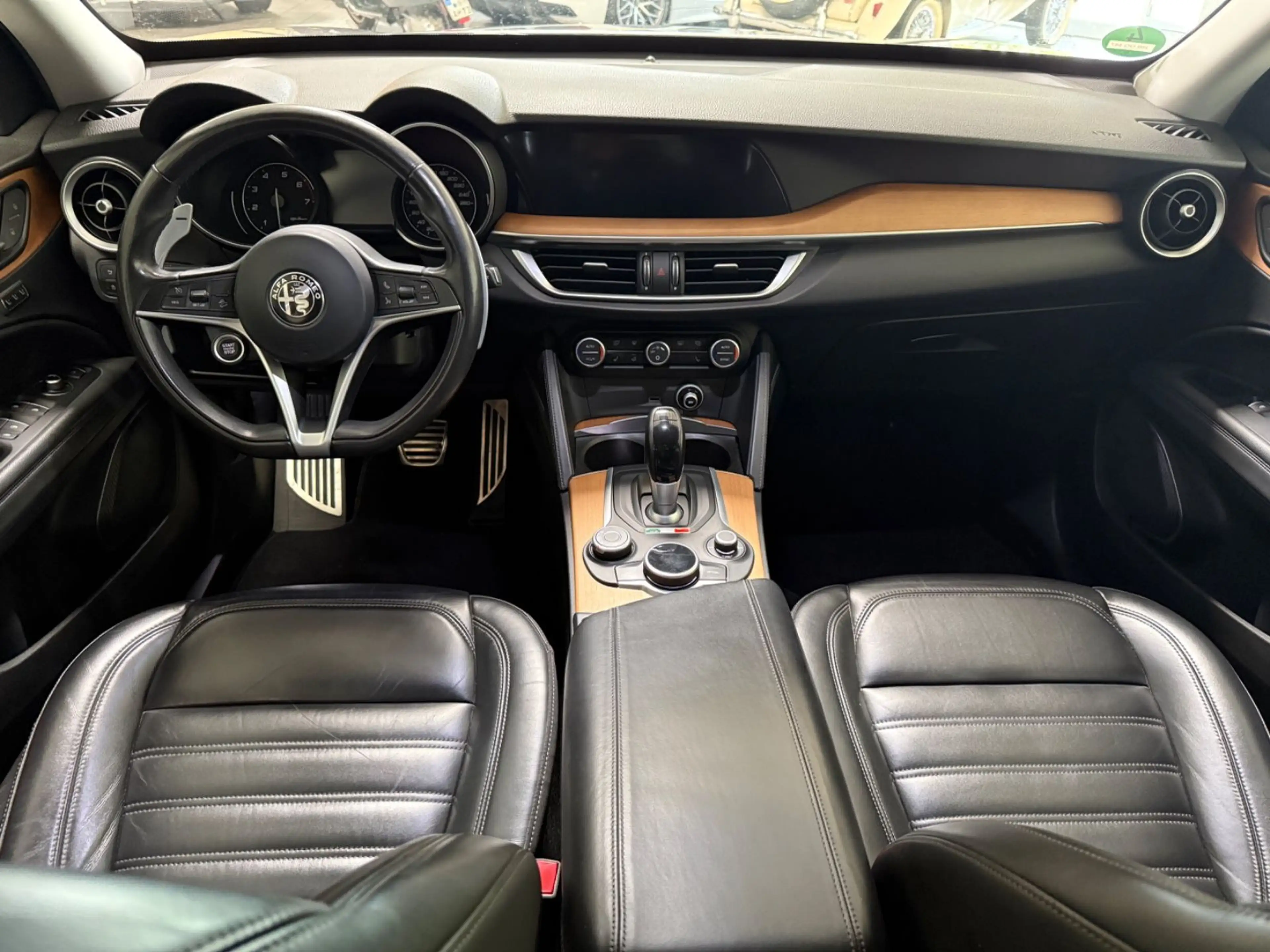 Alfa Romeo Stelvio First Edition Q4 — photo 15