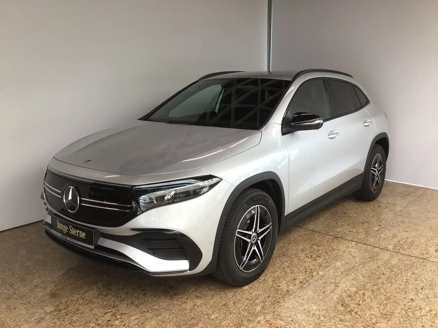 Mercedes-Benz EQA 300 EQA 300 4M AMG Line/Advanced/Night/MBUX/LED/Totw Argintiu - 2