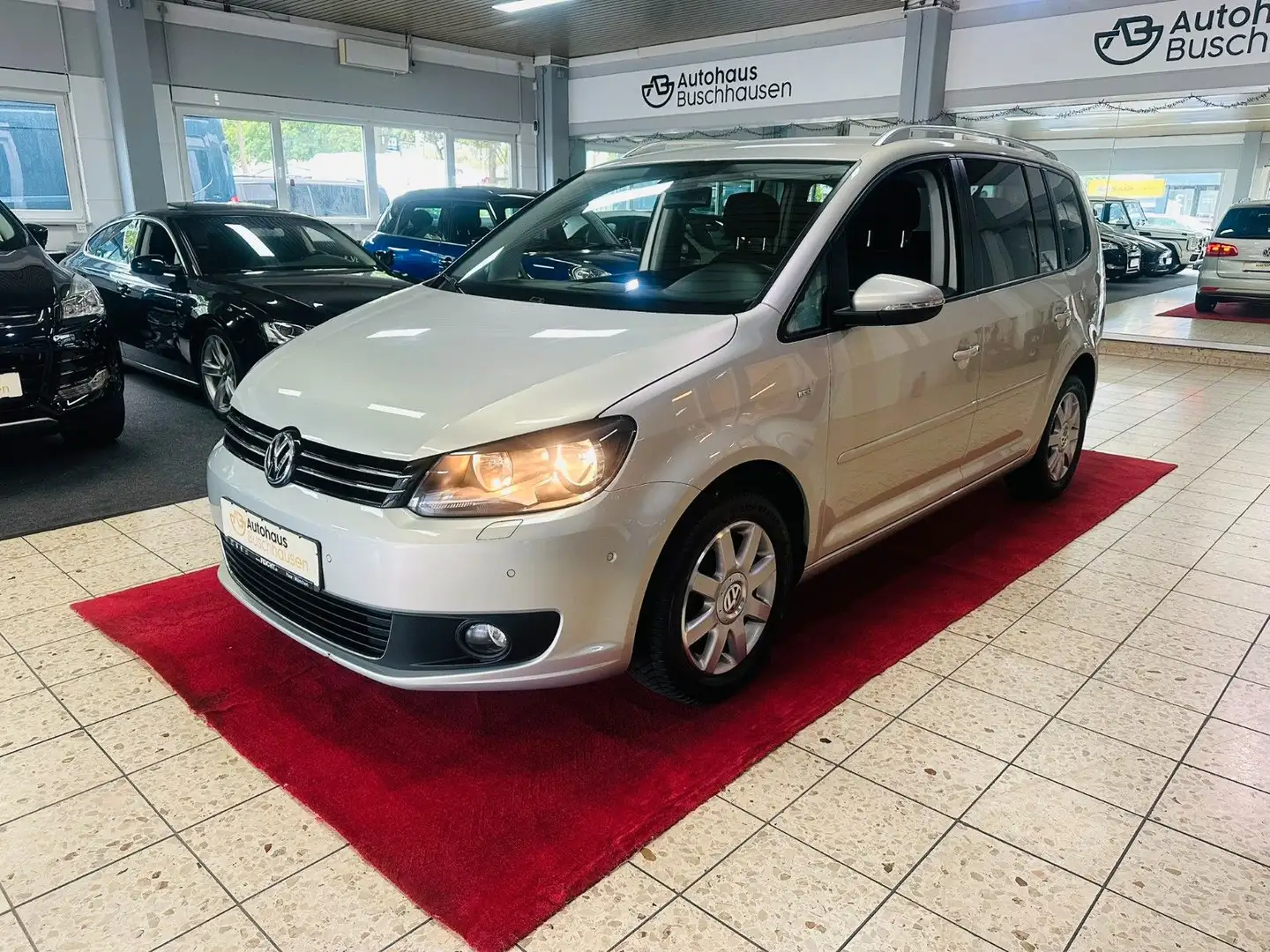 Volkswagen Touran 1.4TSI Cup Comfortl*7-Sitzer*TÜV+Insp.NEU Argento - 1