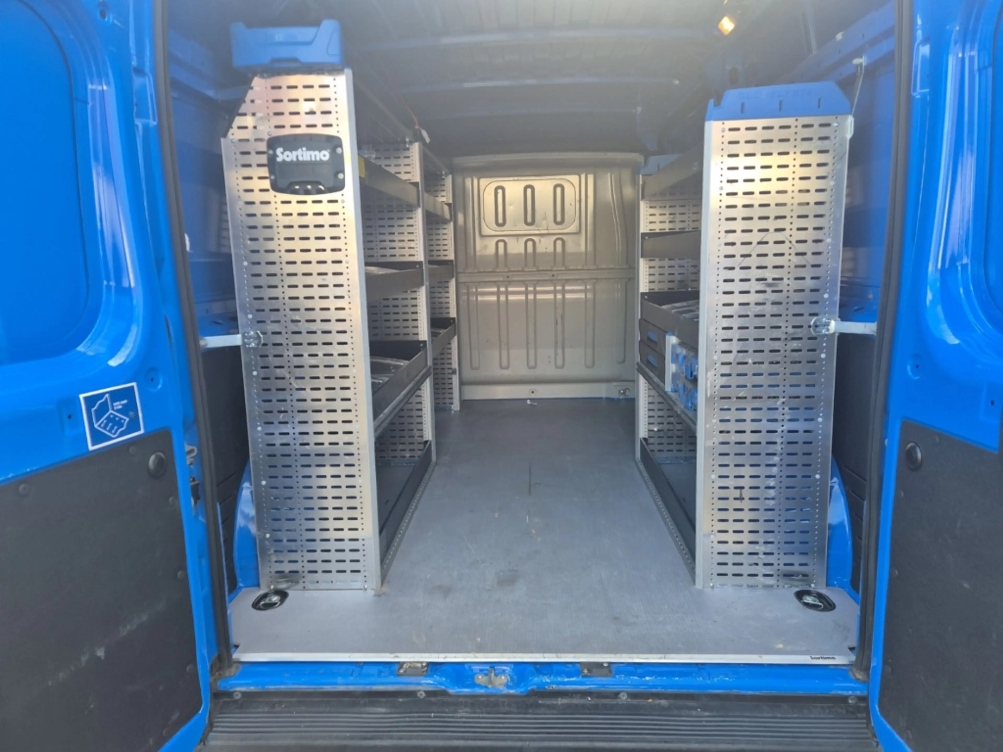 Opel Movano C Cargo Edition L2H2 2.2D,Navi,Kamera+PDC,Klima — photo 5