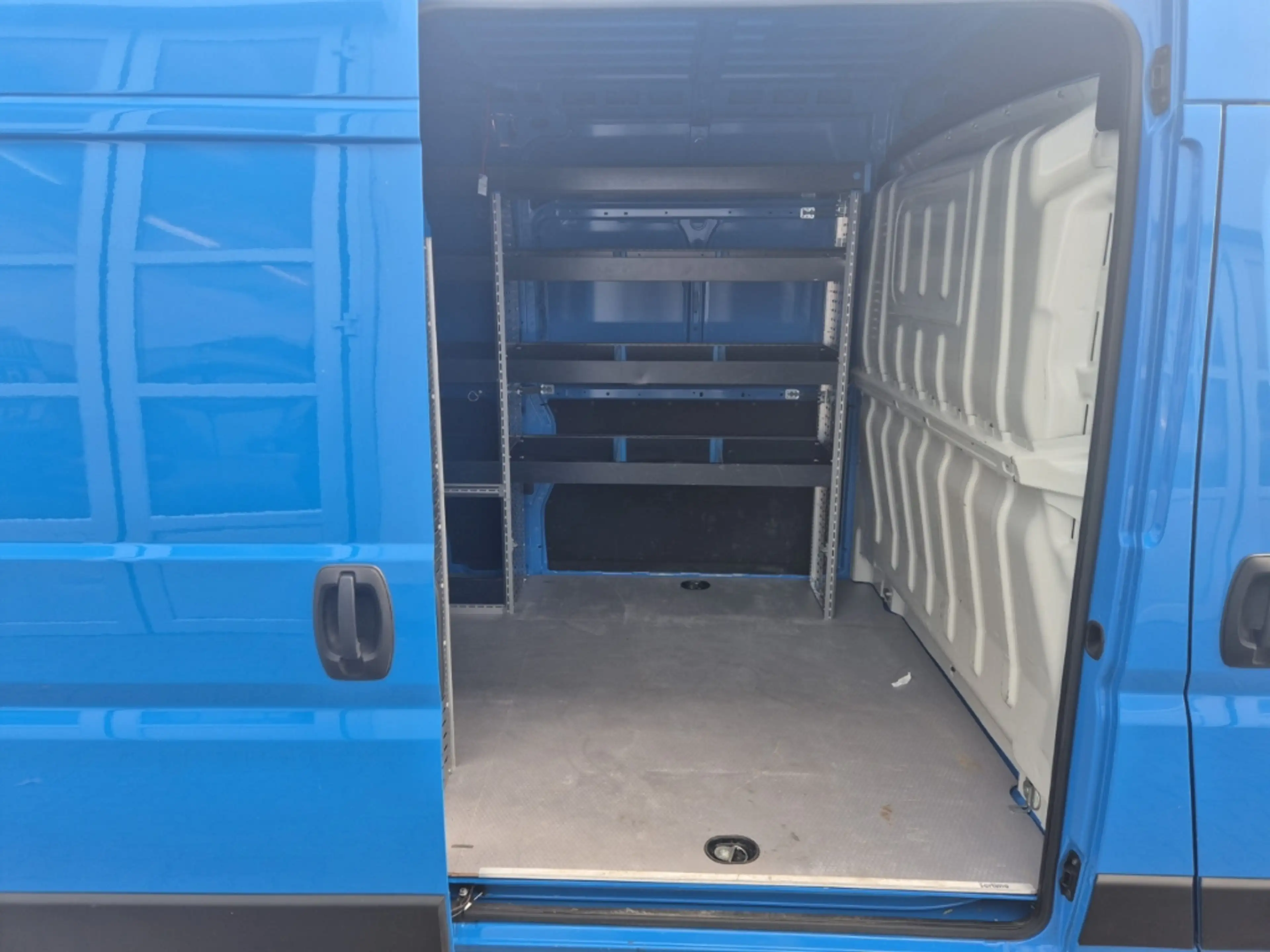 Opel Movano C Cargo Edition L2H2 2.2D,Navi,Kamera+PDC,Klima — photo 10