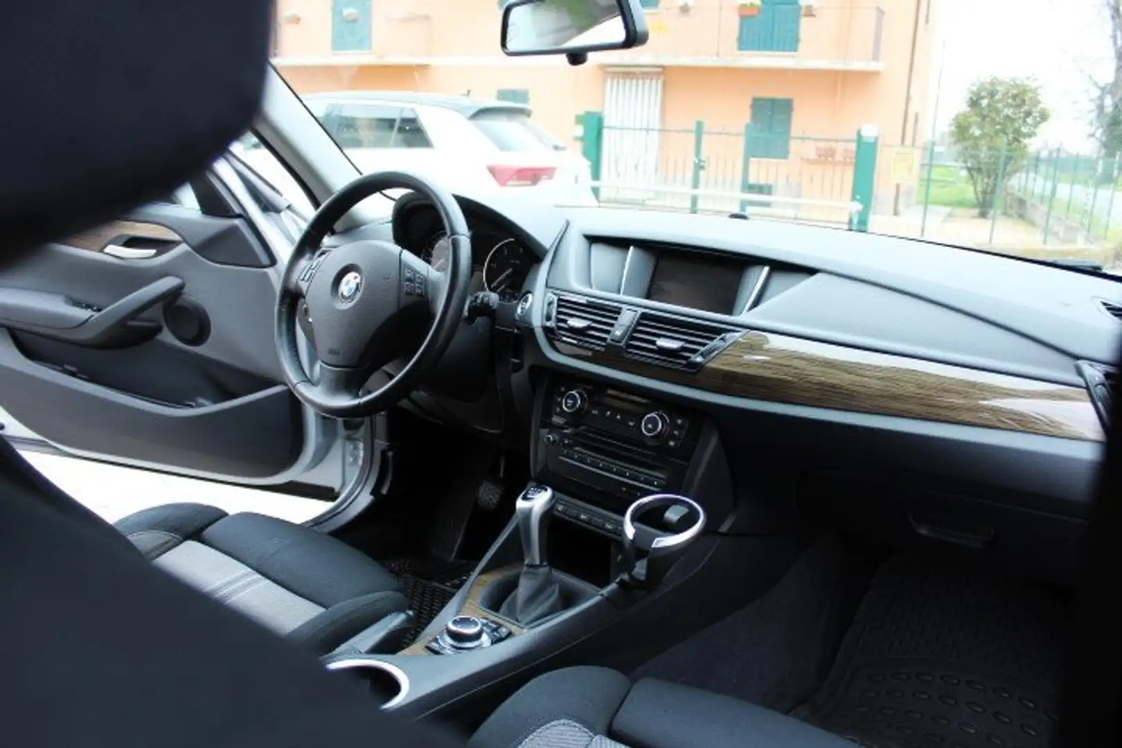 BMW X1 S-drive18d SPORT LINE ESTETICA ESEMPLARE cerchi17" Grigio - 2