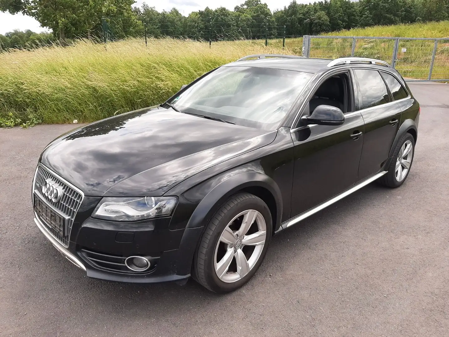 Audi A4 allroad 3.0 TDI (DPF) Quattro Bi-Xenon, AHZV Noir - 1