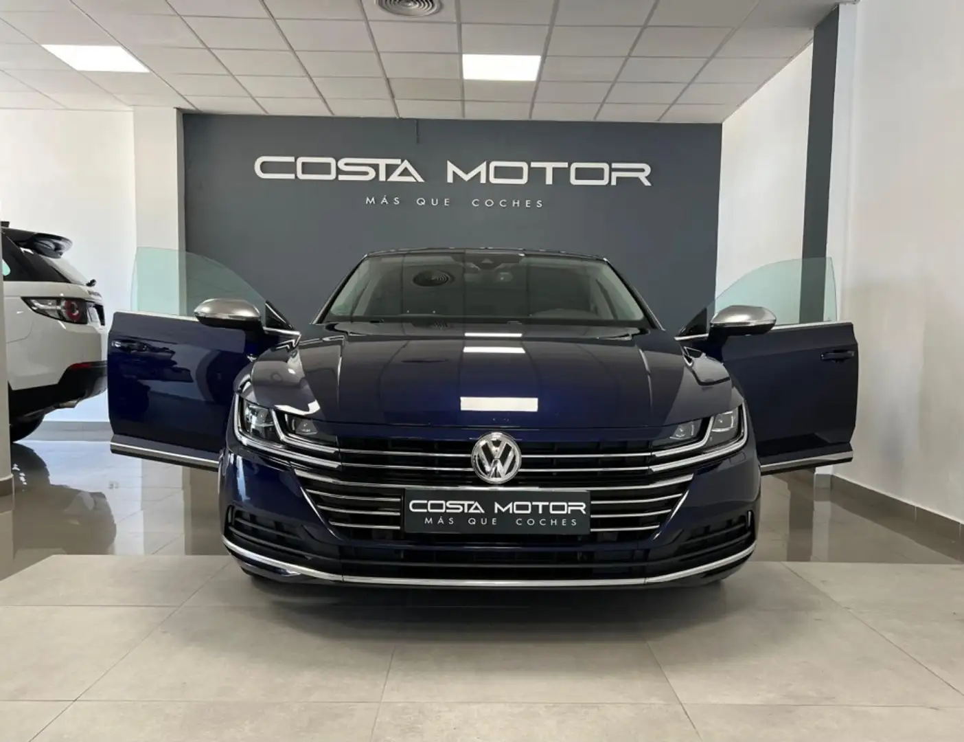 Volkswagen Arteon 2.0TDI Elegance DSG7 110kW Kék - 2