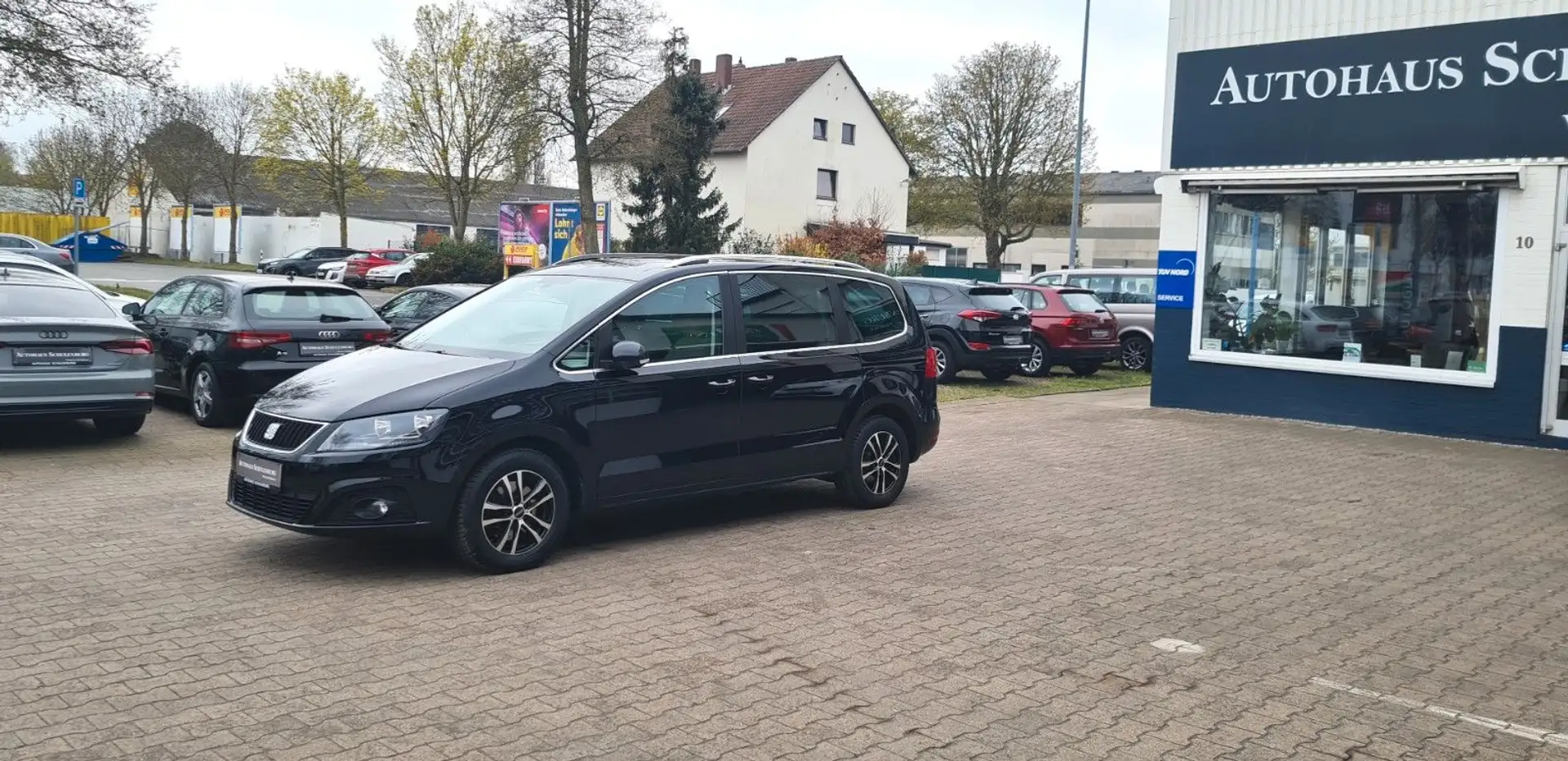 SEAT Alhambra Garantie 7-Sitzer Kamera Automatik Navi Schwarz - 2