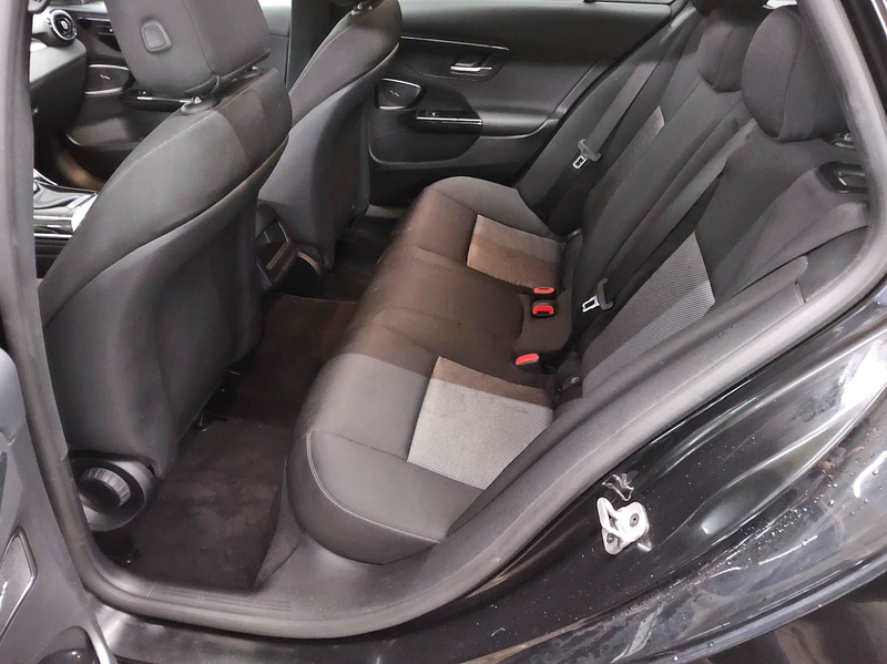 Mercedes-Benz C 200 T d Avantgarde Night Navi LED Shz — photo 13